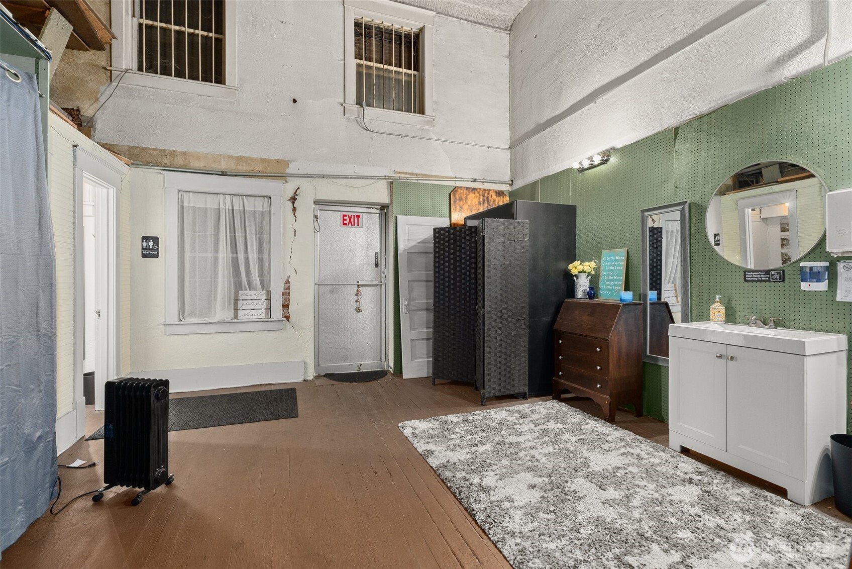 207 N Tower Avenue , Centralia, WA 98531-9853