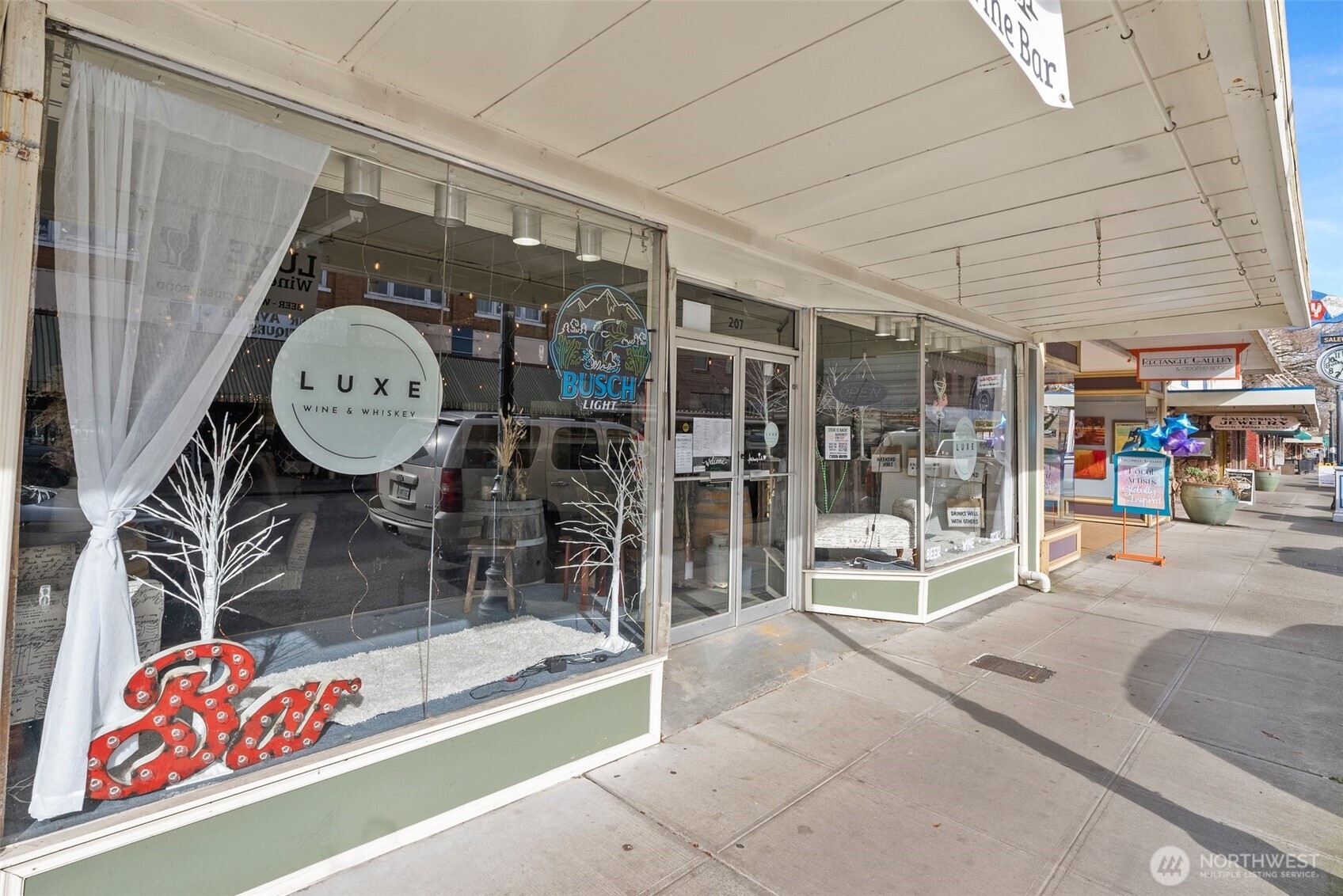 207 N Tower Avenue , Centralia, WA 98531-9853