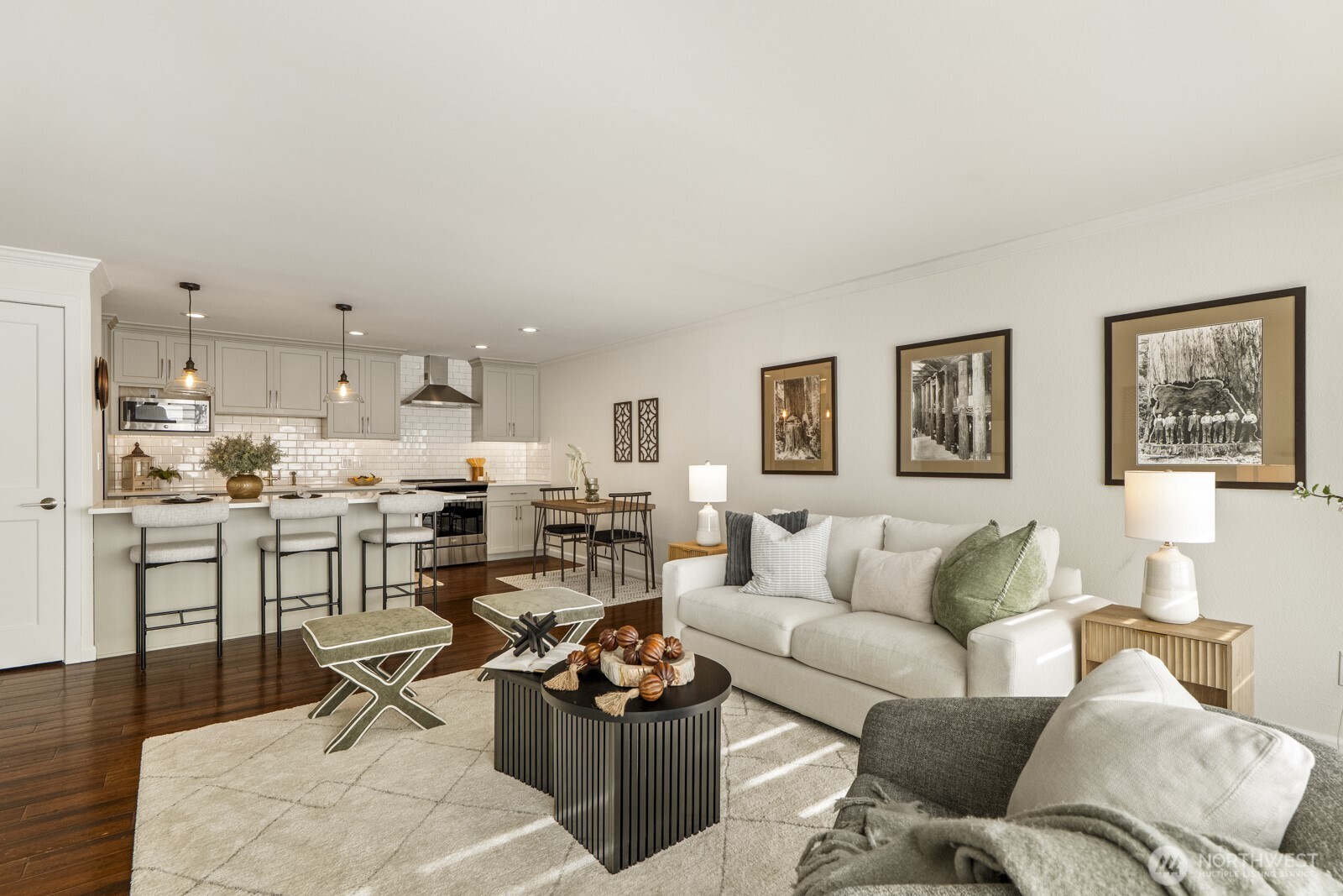 733 Lake Street S #301, Kirkland, WA 98033