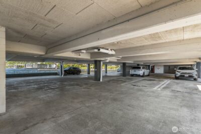 733 Lake Street S #301, Kirkland, WA 98033 - Photo 37