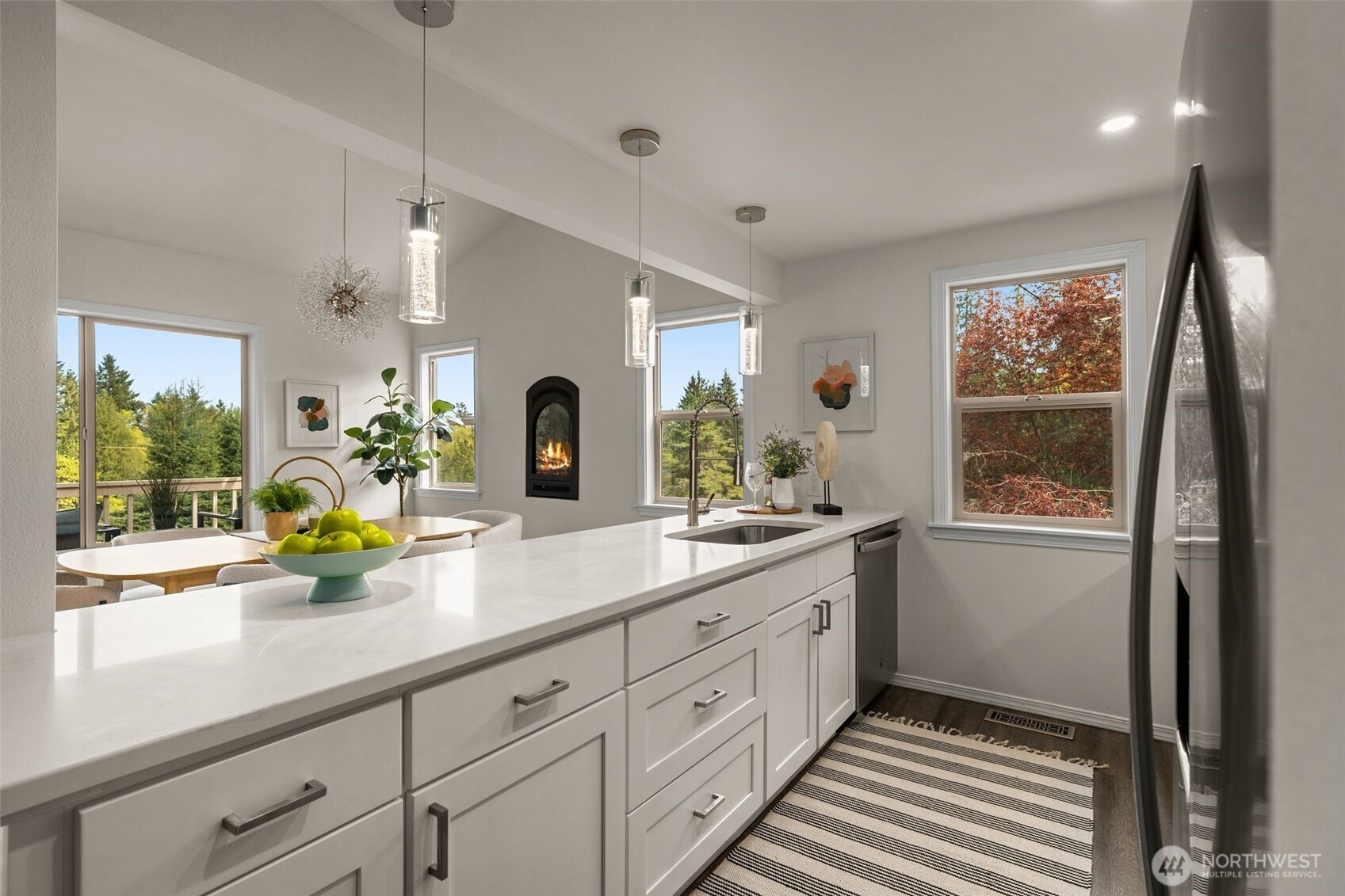 216 167th Place NE, Bellevue, WA 98008-4520