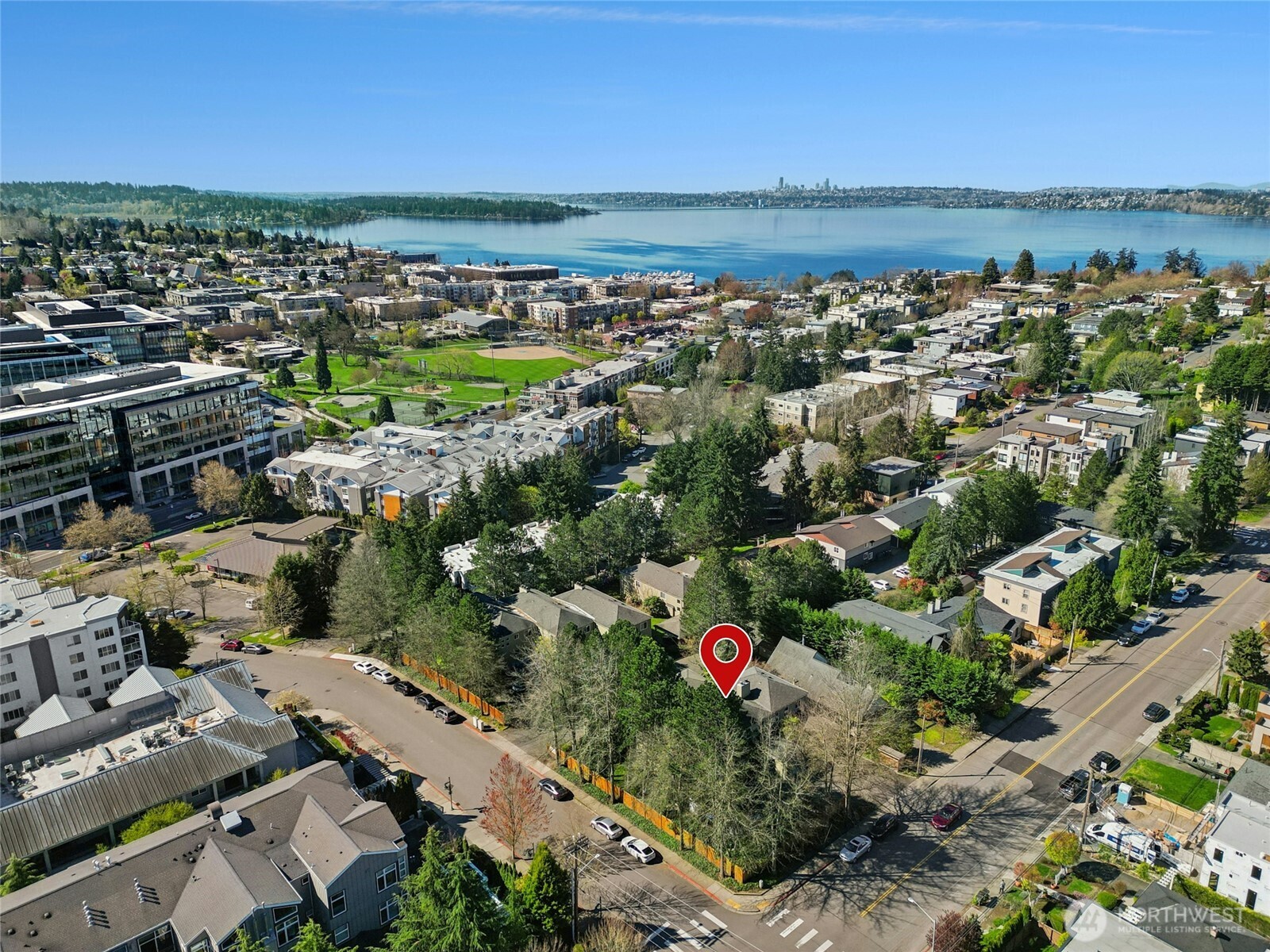447 7th Avenue , Kirkland, WA 98033