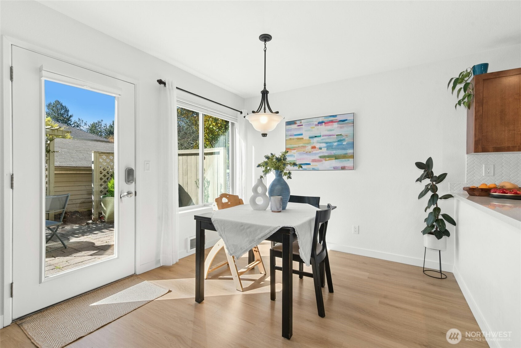 447 7th Avenue , Kirkland, WA 98033