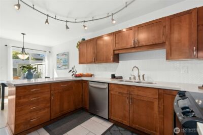 447 7th Avenue , Kirkland, WA 98033 - Photo 9