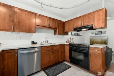 447 7th Avenue , Kirkland, WA 98033 - Photo 10