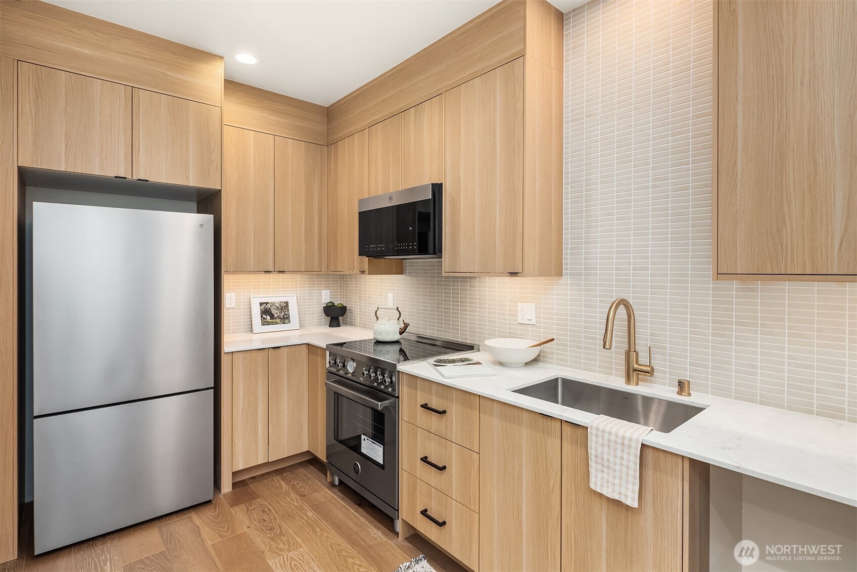 4419 2nd Avenue NE #A, Seattle, WA 98105