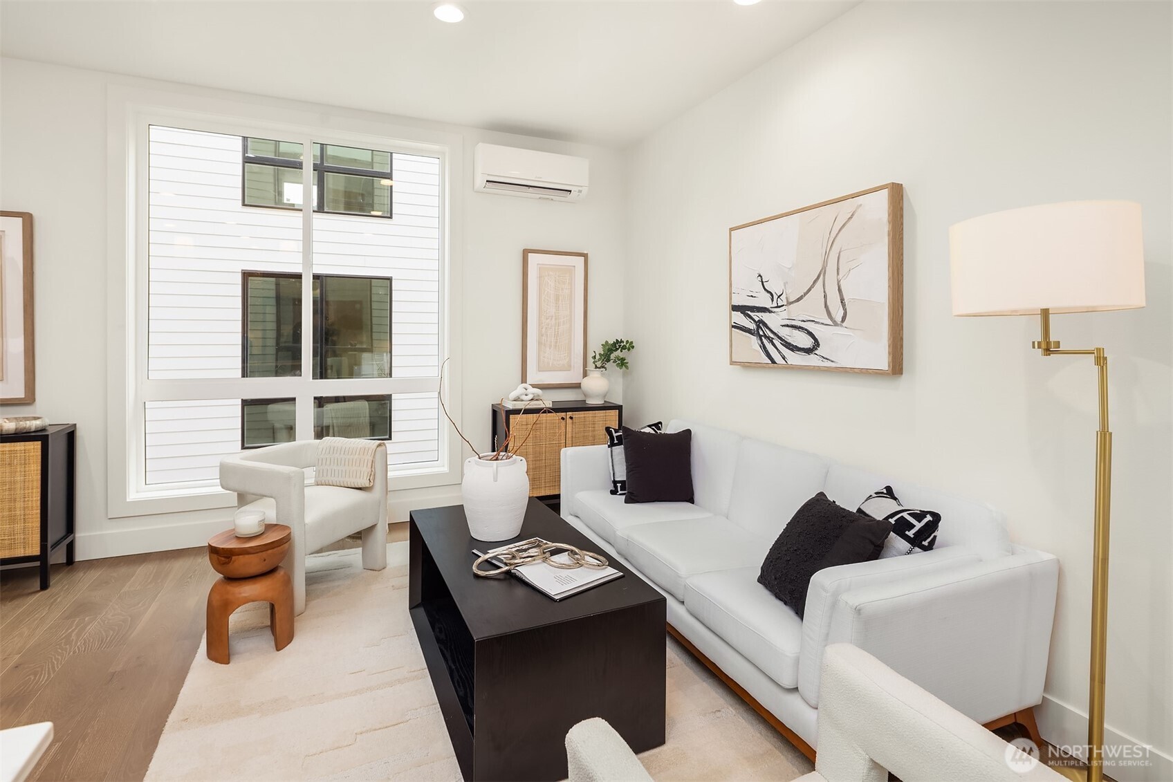 4419 2nd Avenue NE #A, Seattle, WA 98105