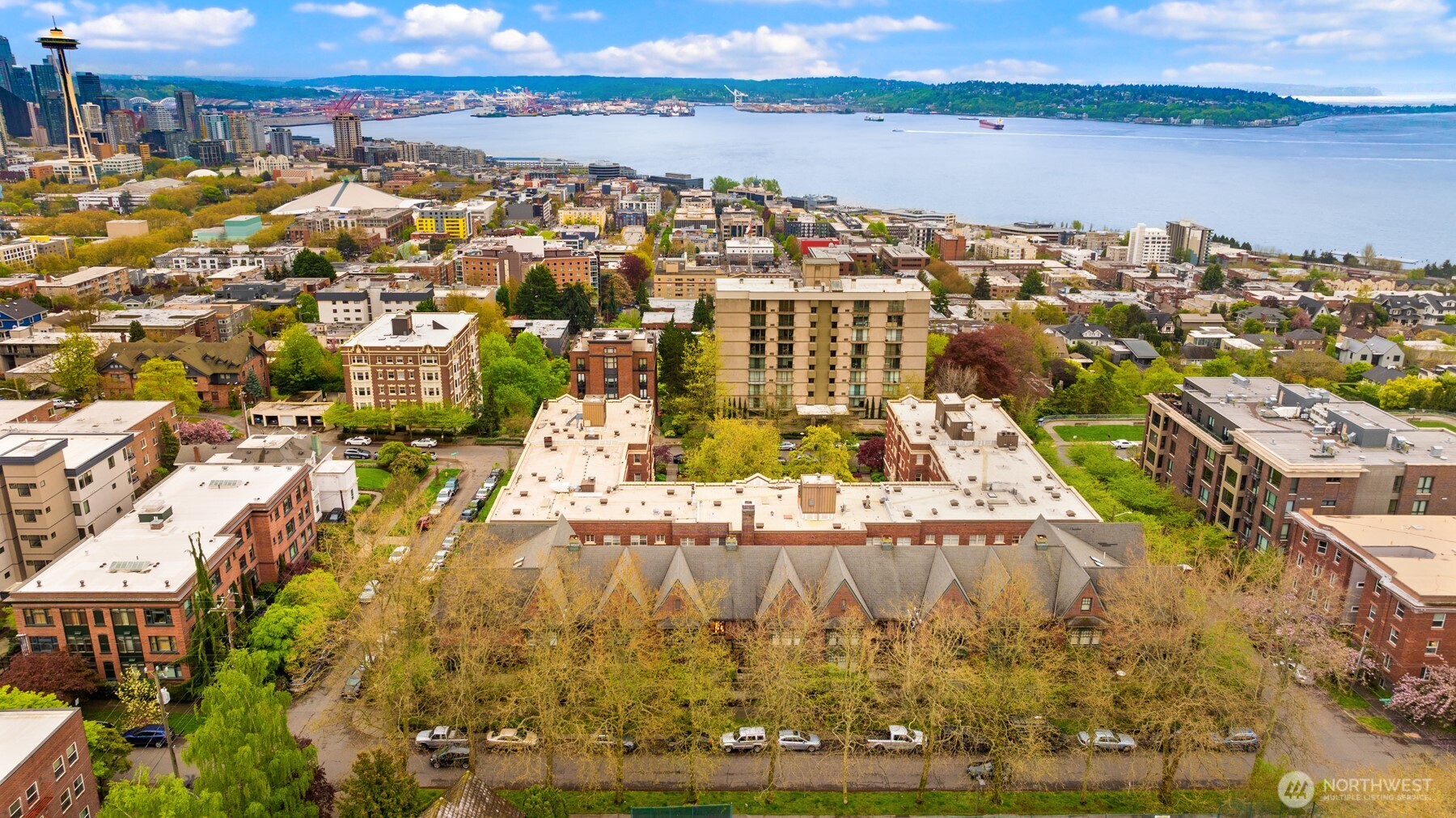 111 W Comstock Street #111, Seattle, WA 98119