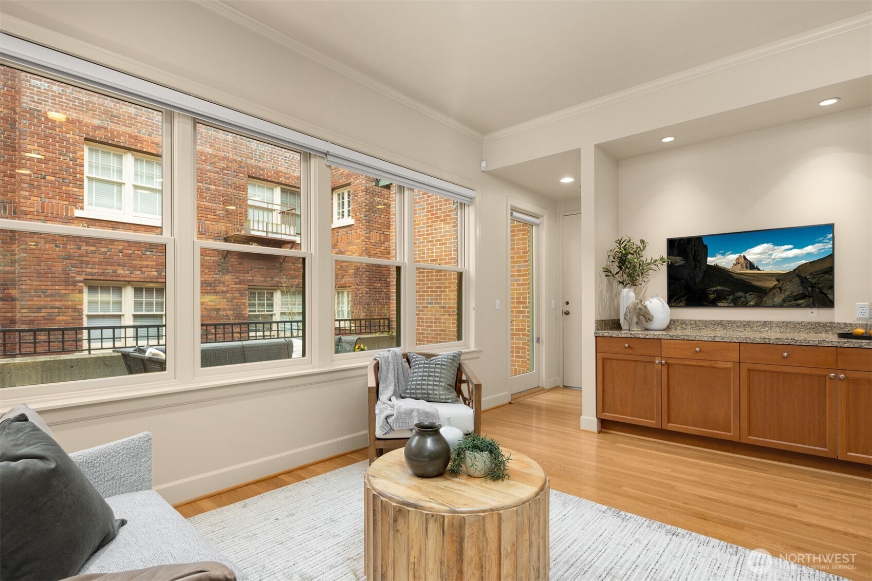 111 W Comstock Street #111, Seattle, WA 98119