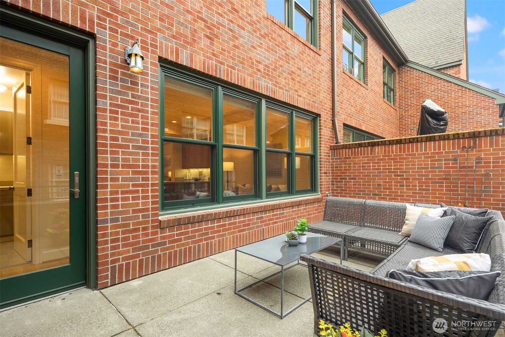 111 W Comstock Street #111, Seattle, WA 98119