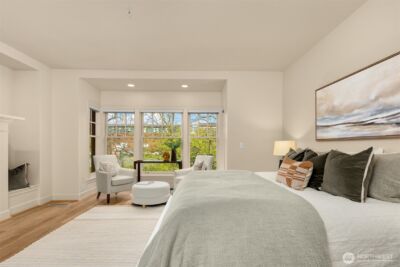 111 W Comstock Street #111, Seattle, WA 98119 - Photo 23
