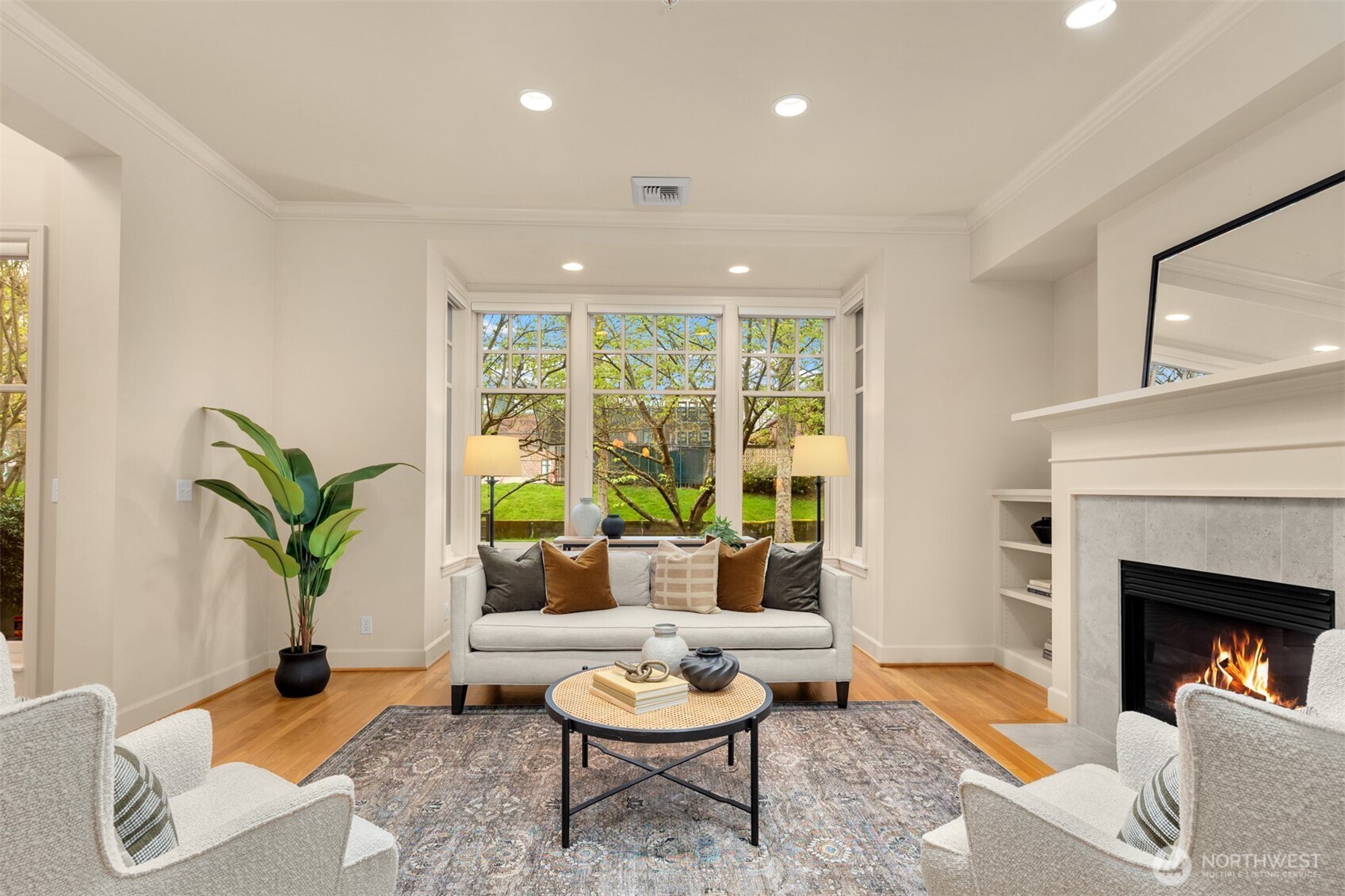 111 W Comstock Street #111, Seattle, WA 98119