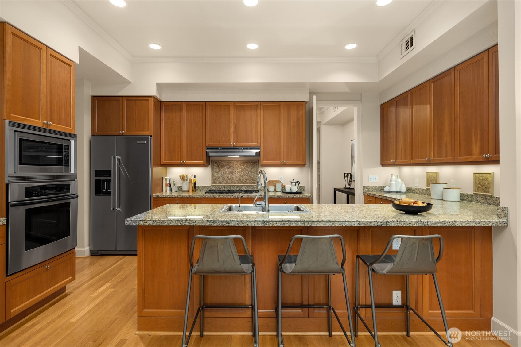 111 W Comstock Street #111, Seattle, WA 98119