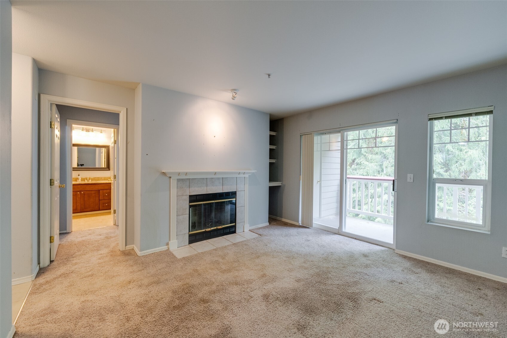 18501 SE Newport Way #K245, Issaquah, WA 98027-9099