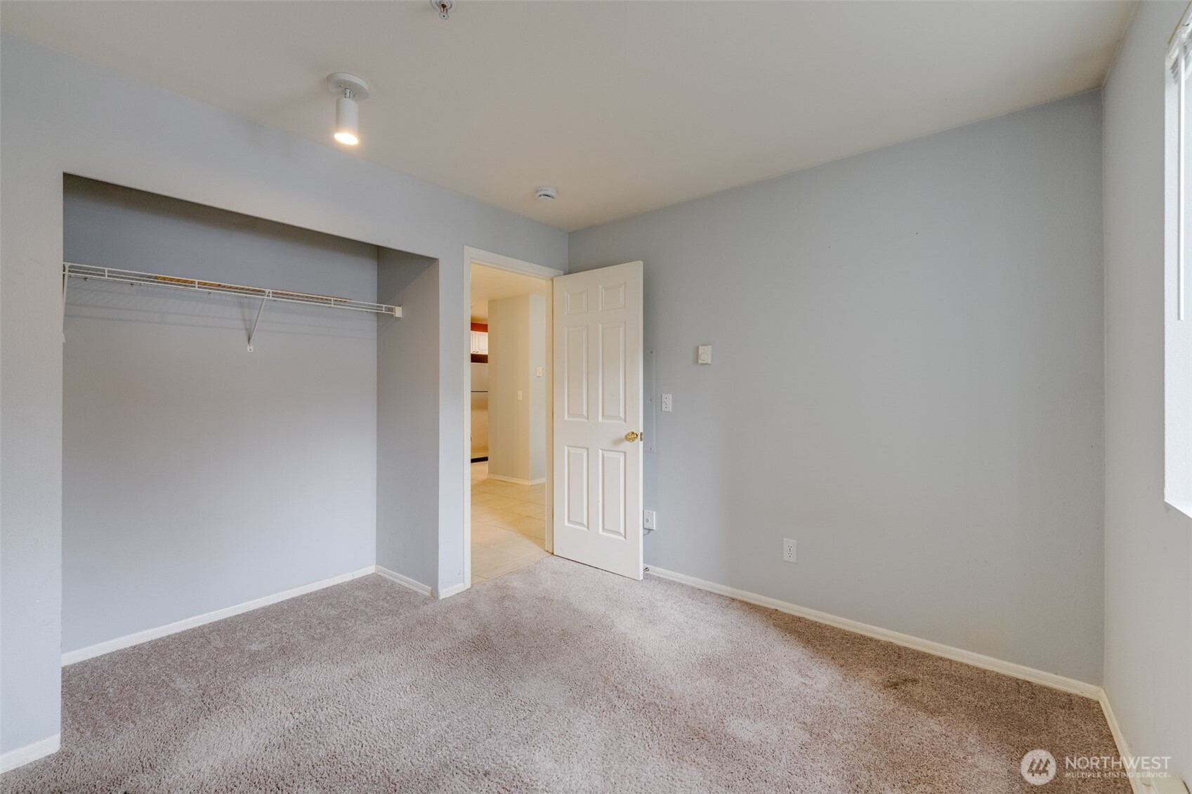 18501 SE Newport Way #K245, Issaquah, WA 98027-9099