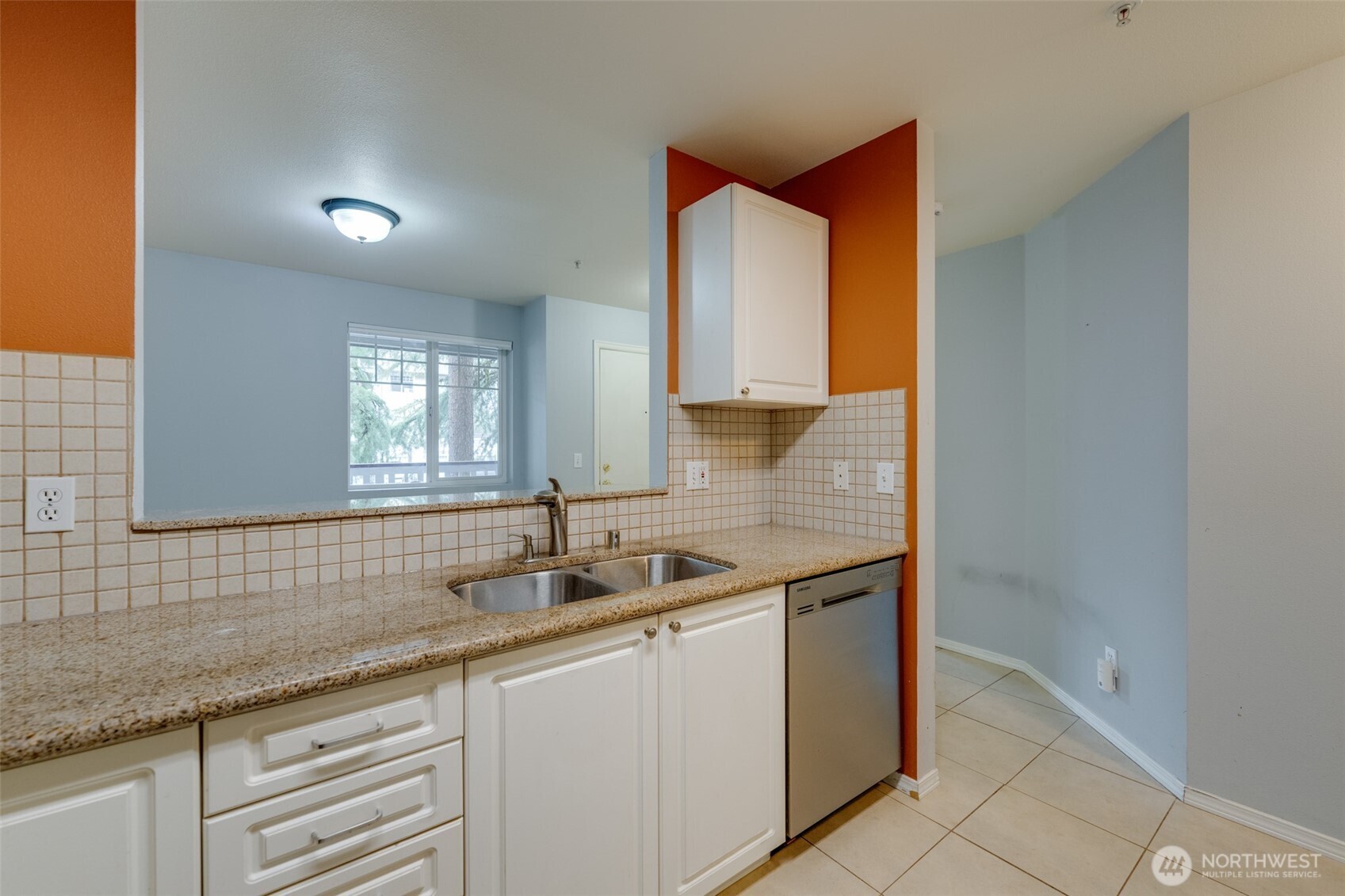 18501 SE Newport Way #K245, Issaquah, WA 98027-9099