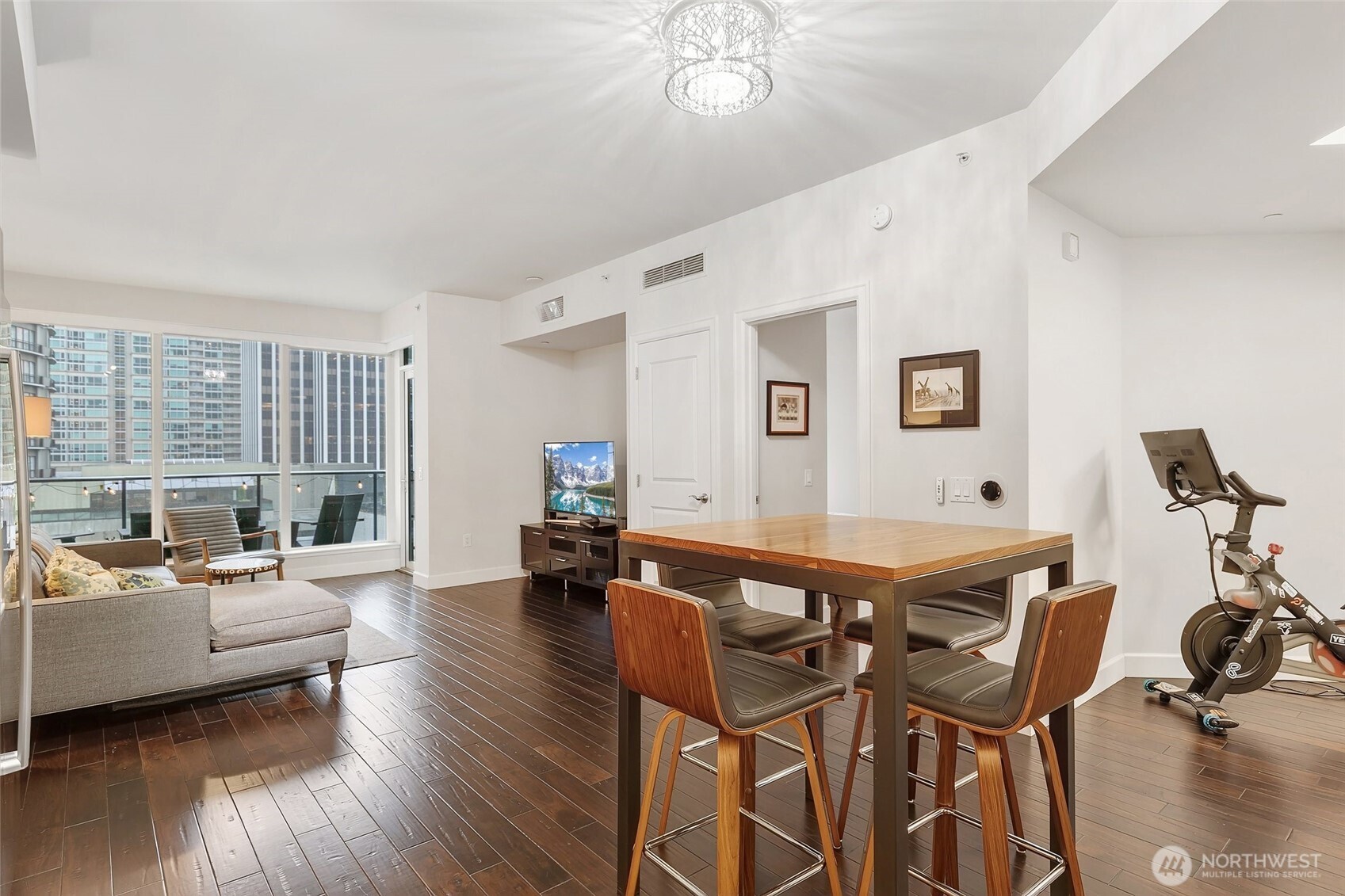 1920 4th Avenue #509, Seattle, WA 98101