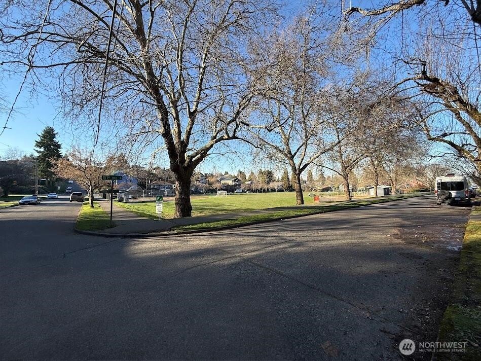 5221 S Ferdinand Street , Seattle, WA 98118