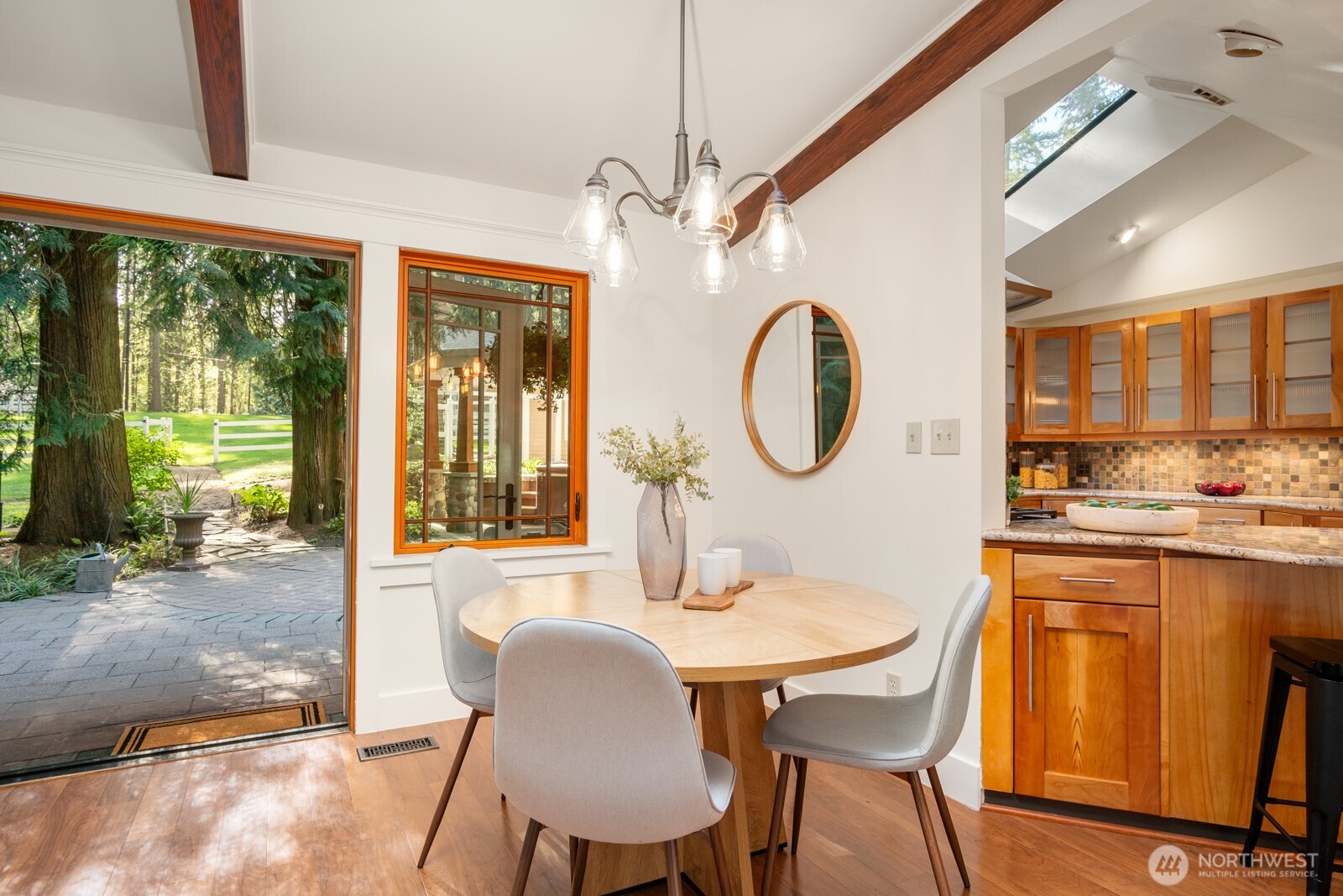 16 Bridlewood Circle , Kirkland, WA 98033