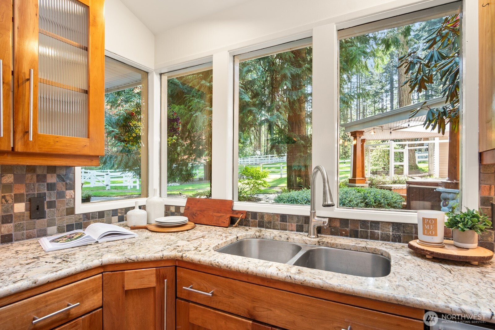 16 Bridlewood Circle , Kirkland, WA 98033