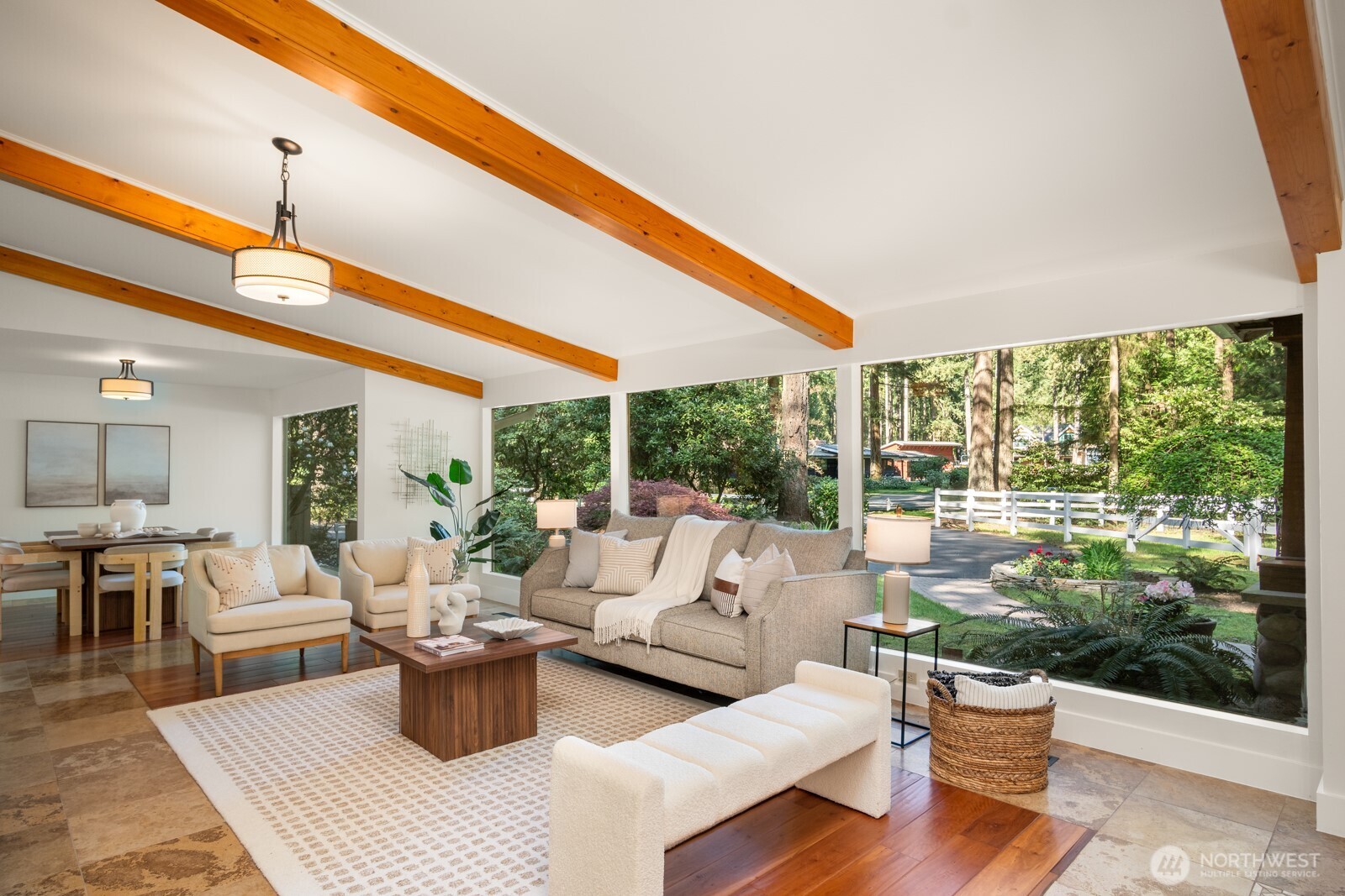 16 Bridlewood Circle , Kirkland, WA 98033
