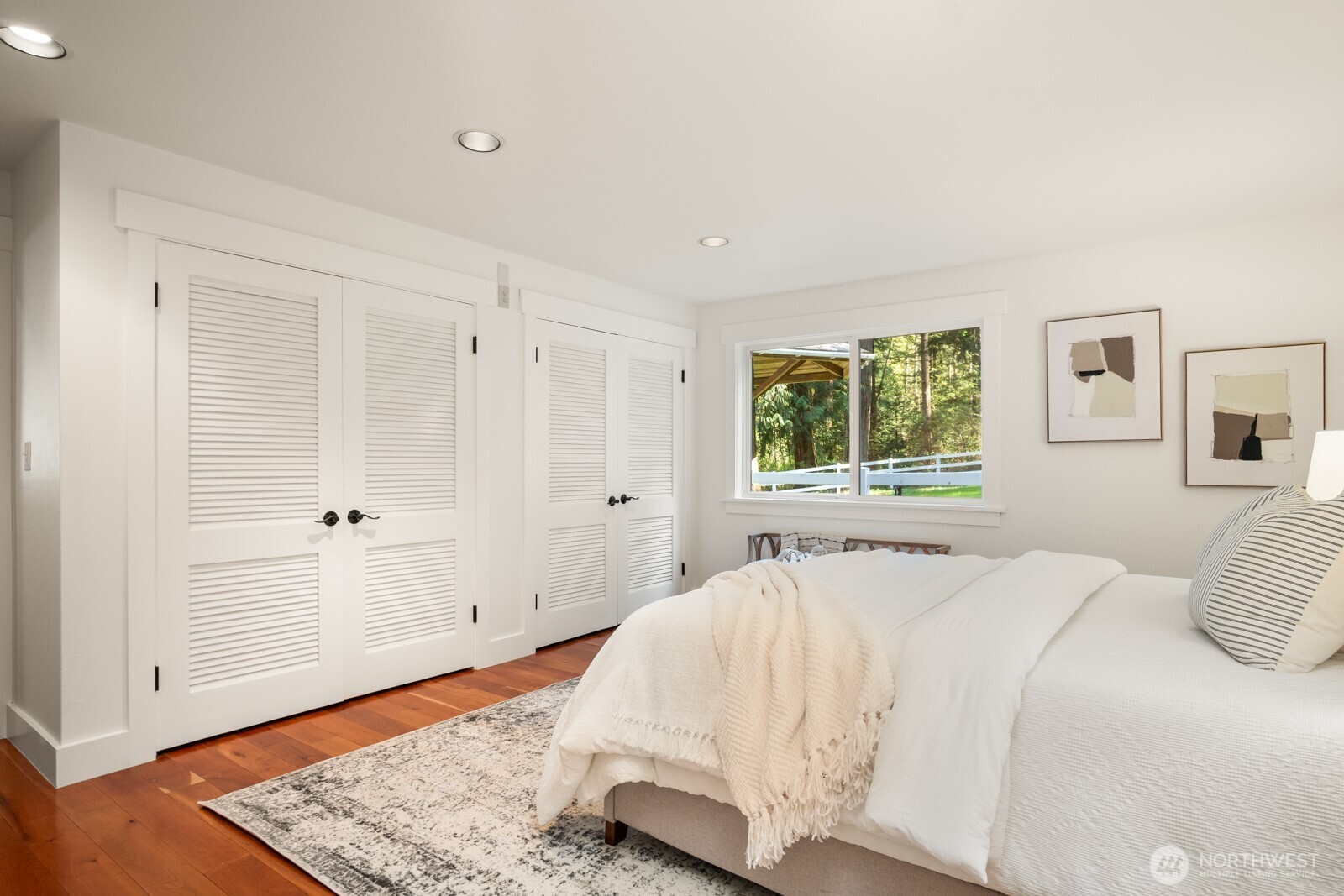 16 Bridlewood Circle , Kirkland, WA 98033