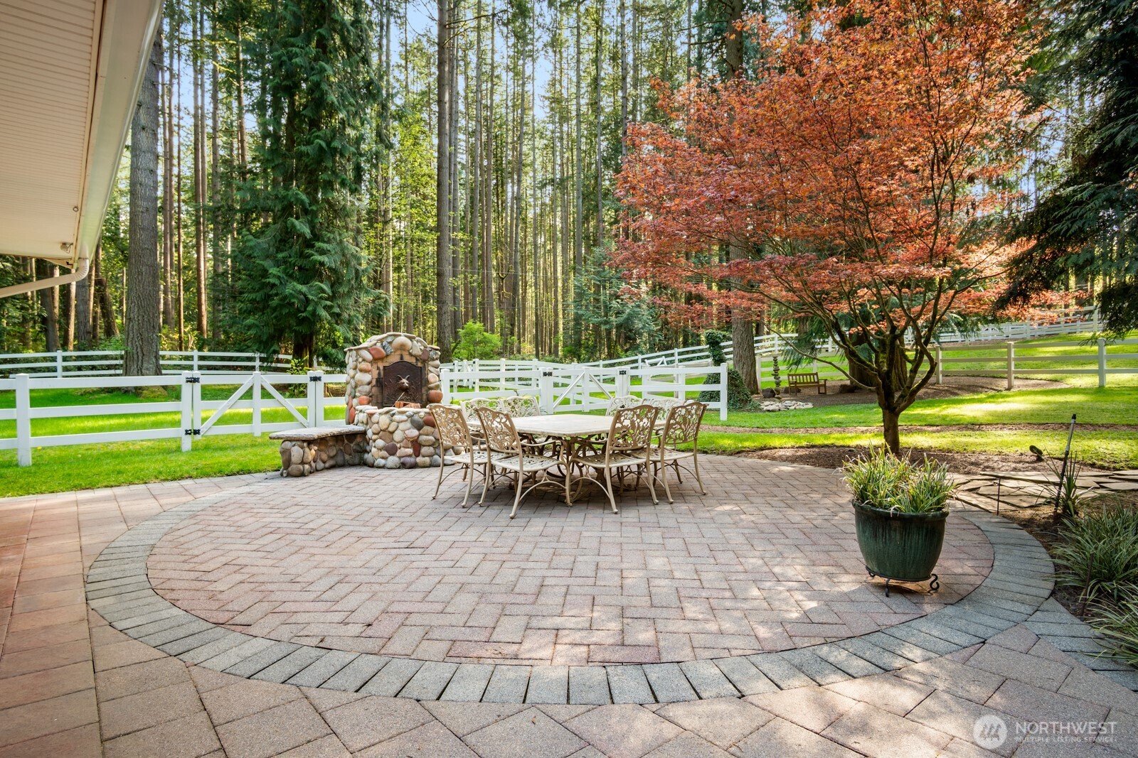 16 Bridlewood Circle , Kirkland, WA 98033