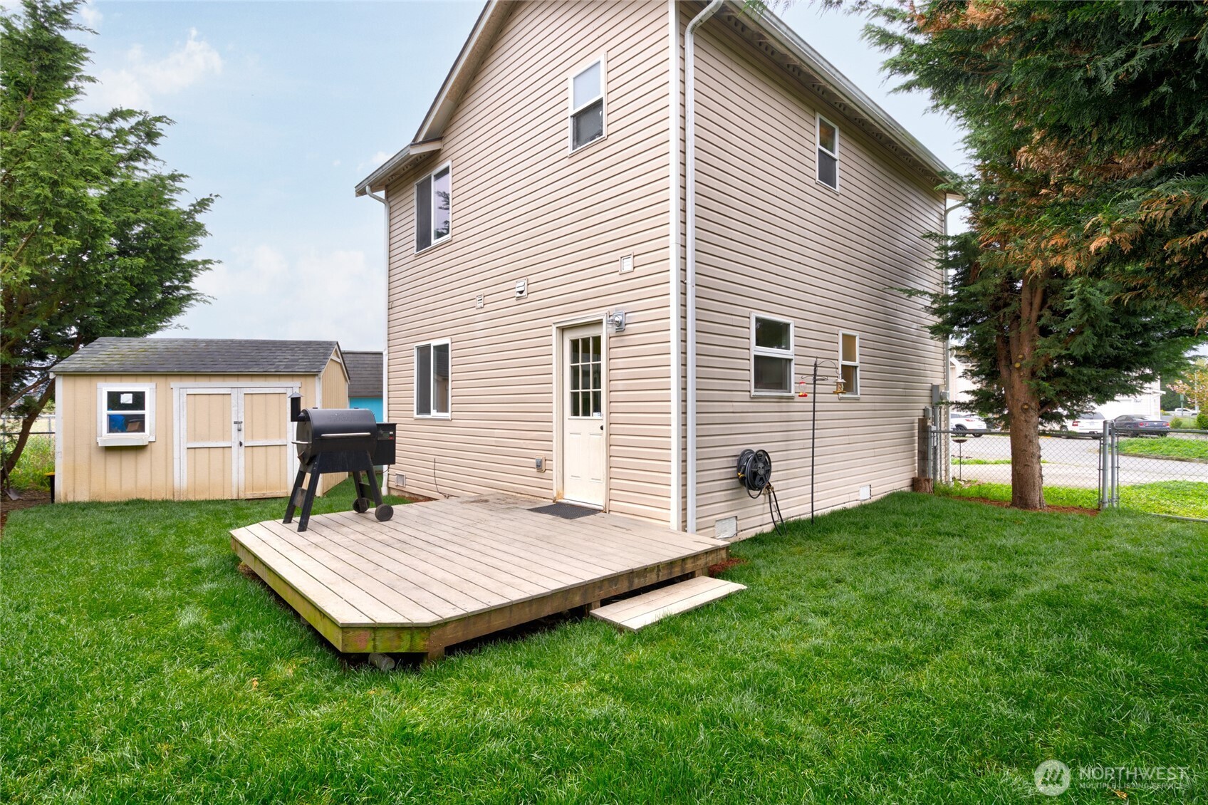 1814 N 30th Street , Mount Vernon, WA 98273-8911