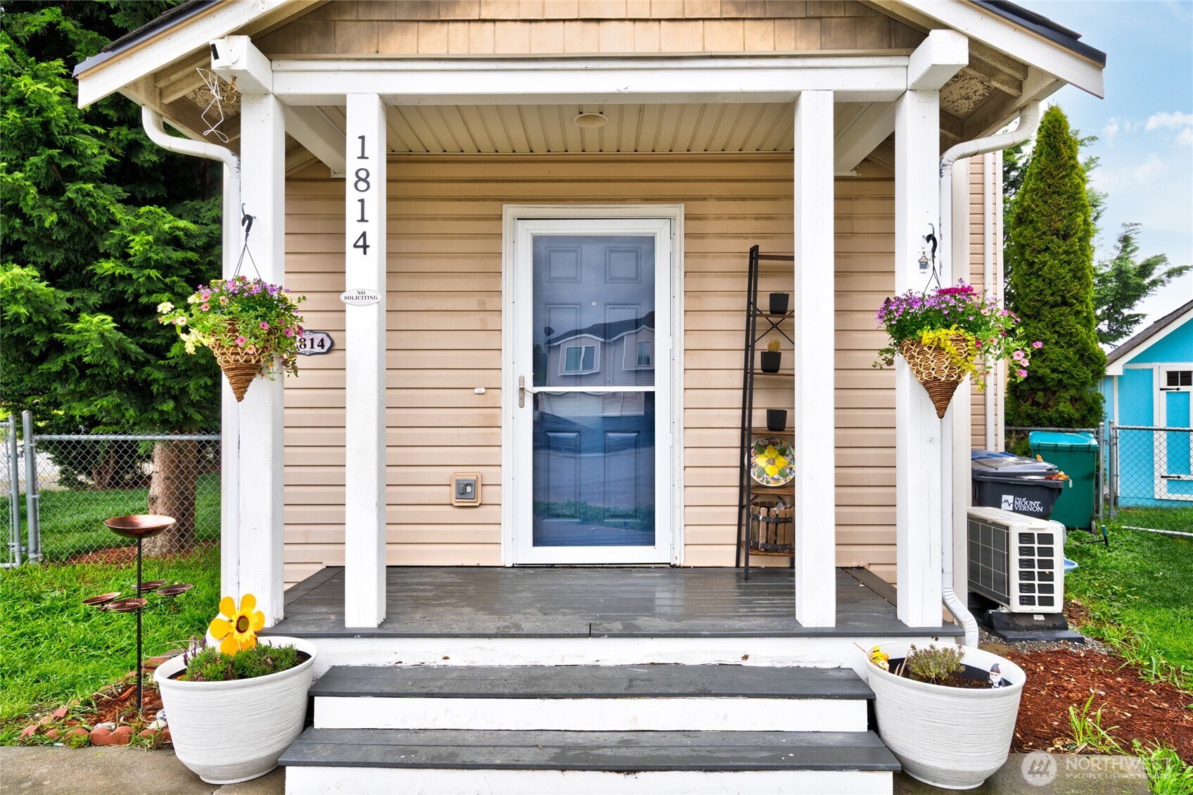 1814 N 30th Street , Mount Vernon, WA 98273-8911