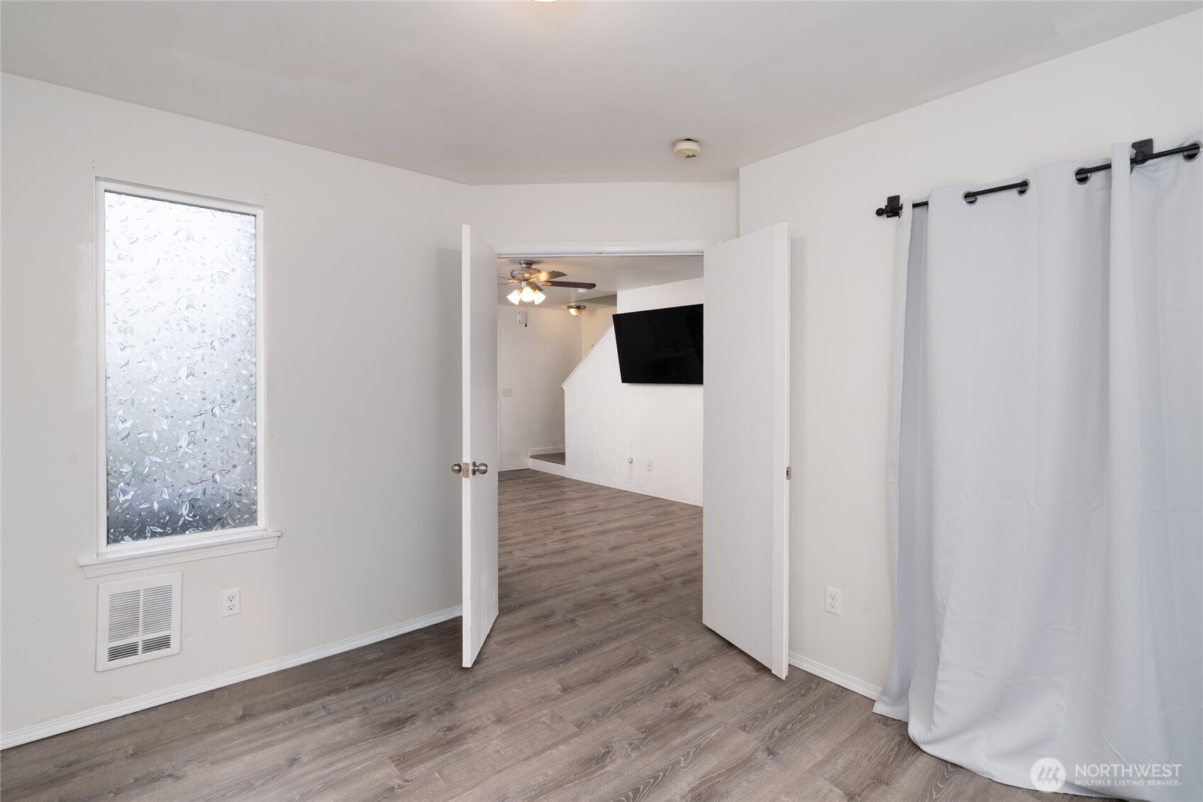 1814 N 30th Street , Mount Vernon, WA 98273-8911