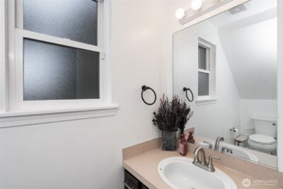 1814 N 30th Street , Mount Vernon, WA 98273-8911 - Photo 10
