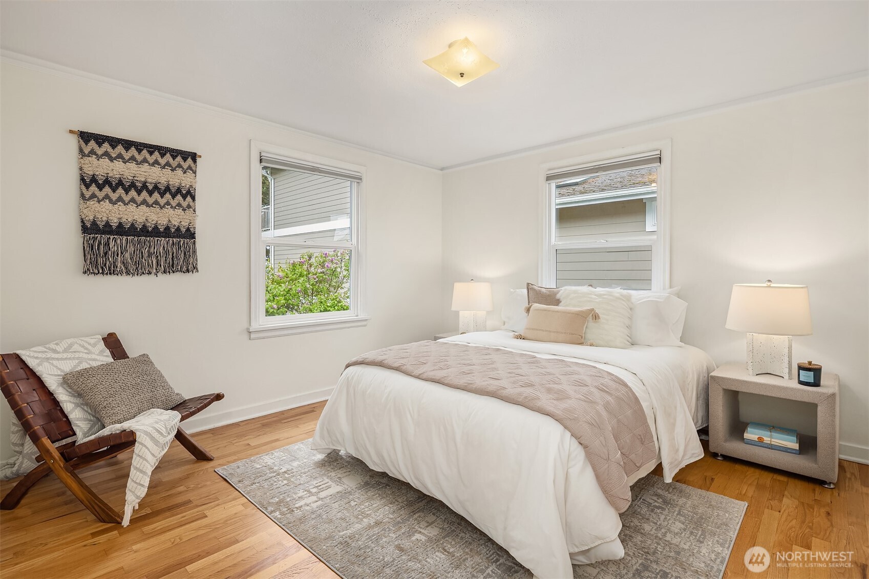 4333 SW Hudson Street , Seattle, WA 98116