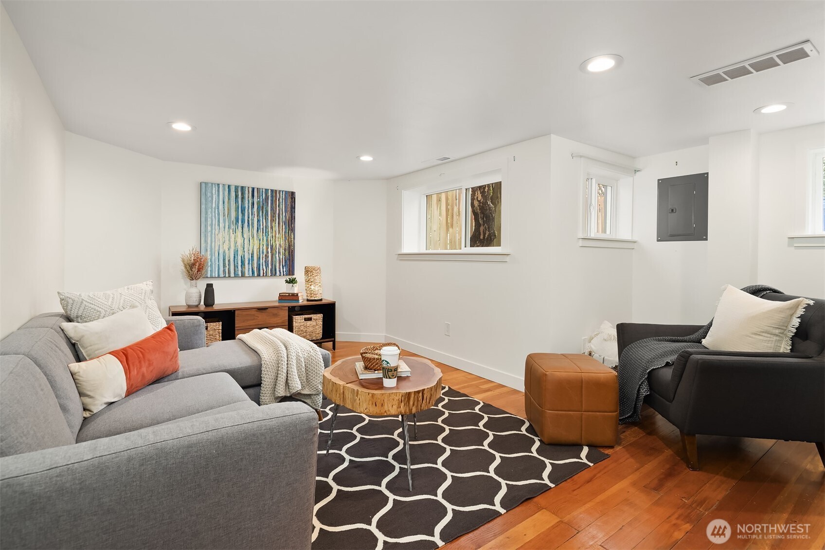 4333 SW Hudson Street , Seattle, WA 98116