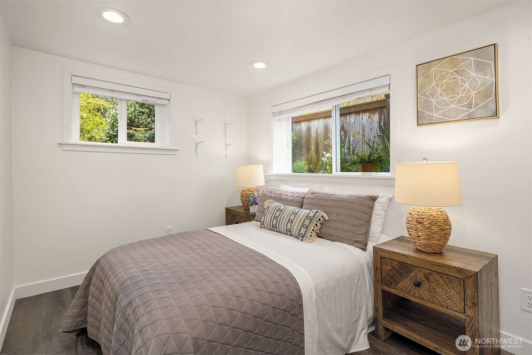 4333 SW Hudson Street , Seattle, WA 98116