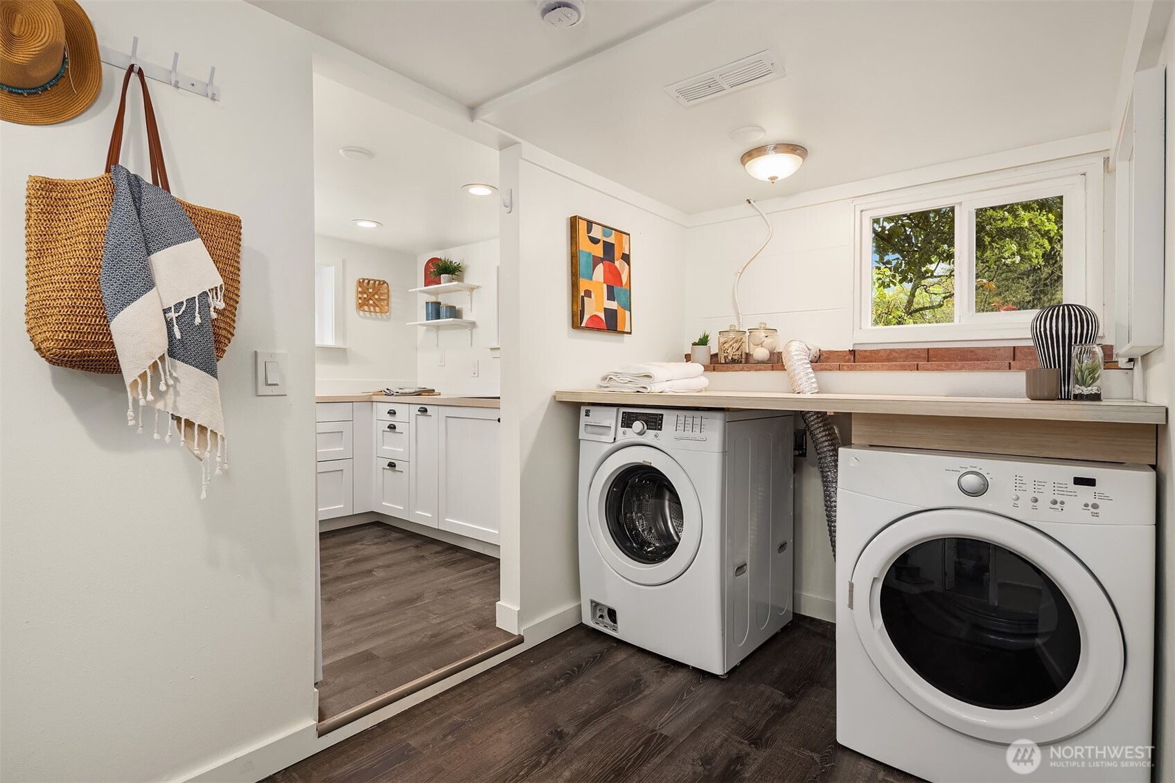 4333 SW Hudson Street , Seattle, WA 98116