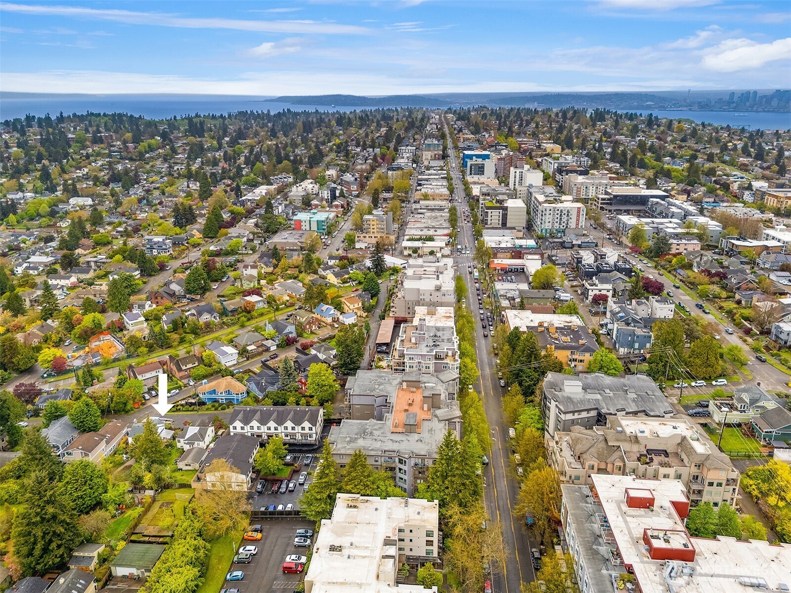 4333 SW Hudson Street , Seattle, WA 98116