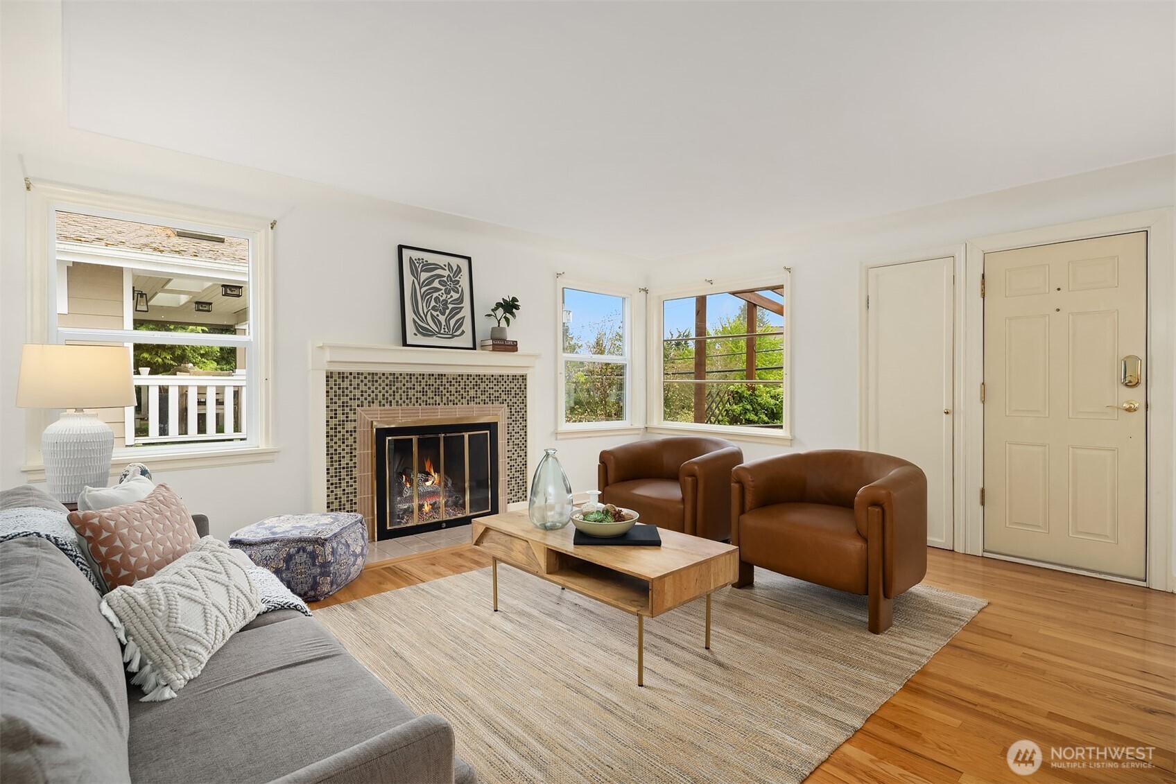 4333 SW Hudson Street , Seattle, WA 98116