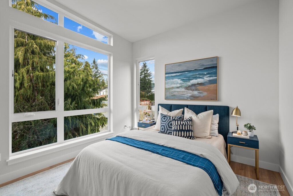 543 16th Avenue W, Kirkland, WA 98033