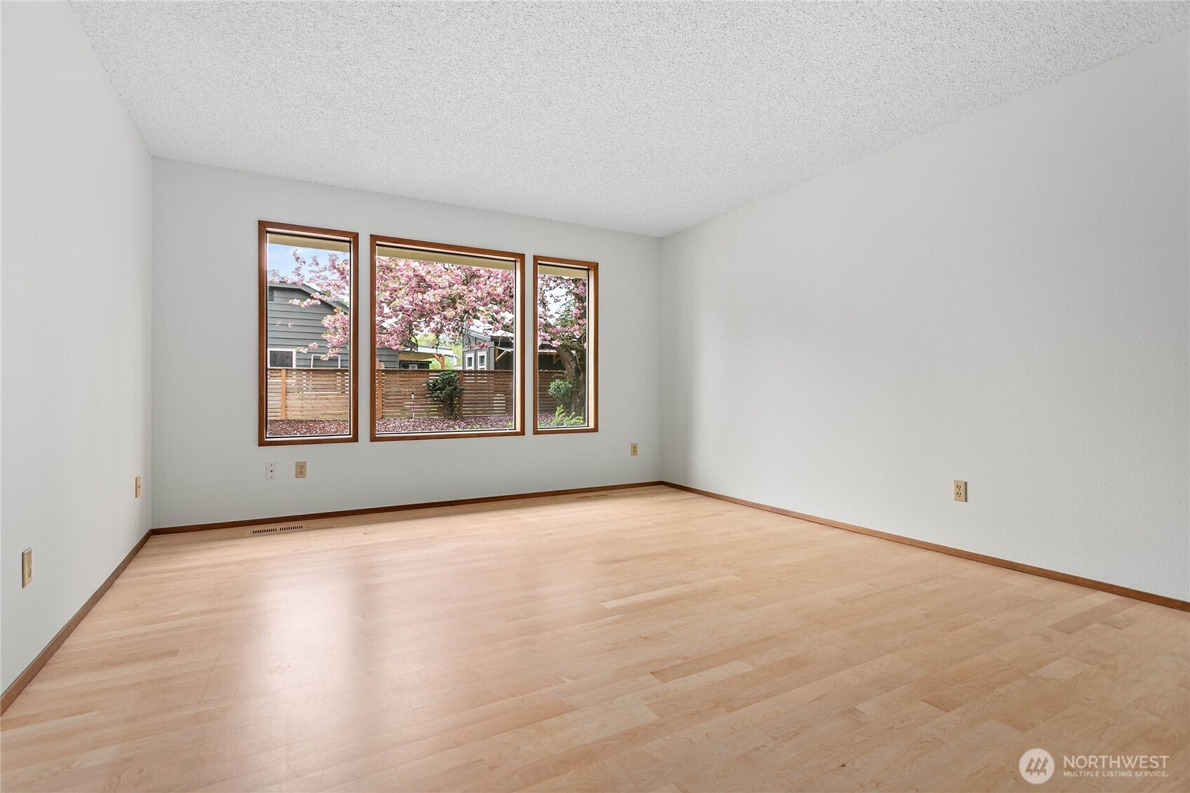 1704 Village Drive , Lynden, WA 98264