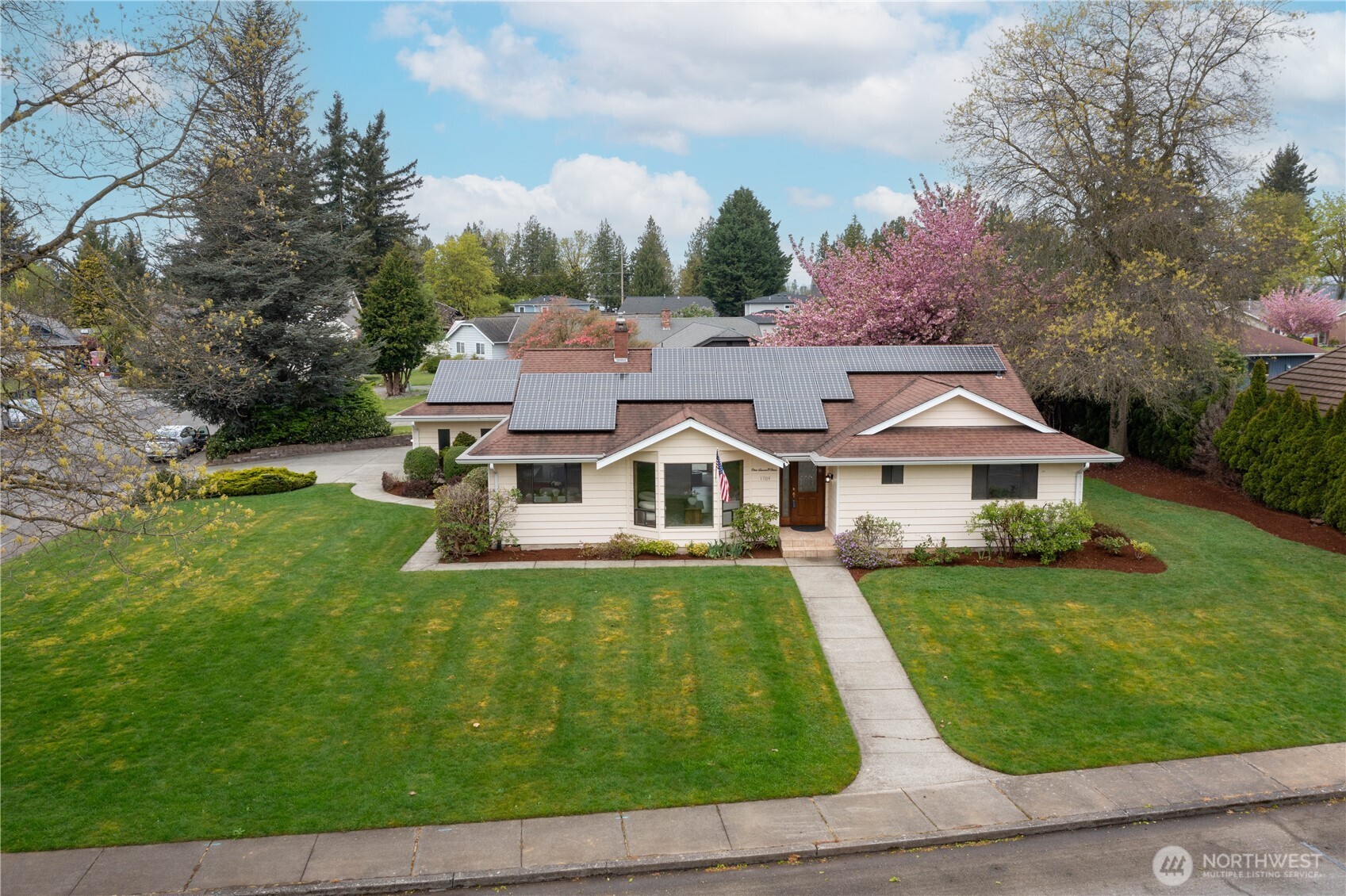 1704 Village Drive , Lynden, WA 98264