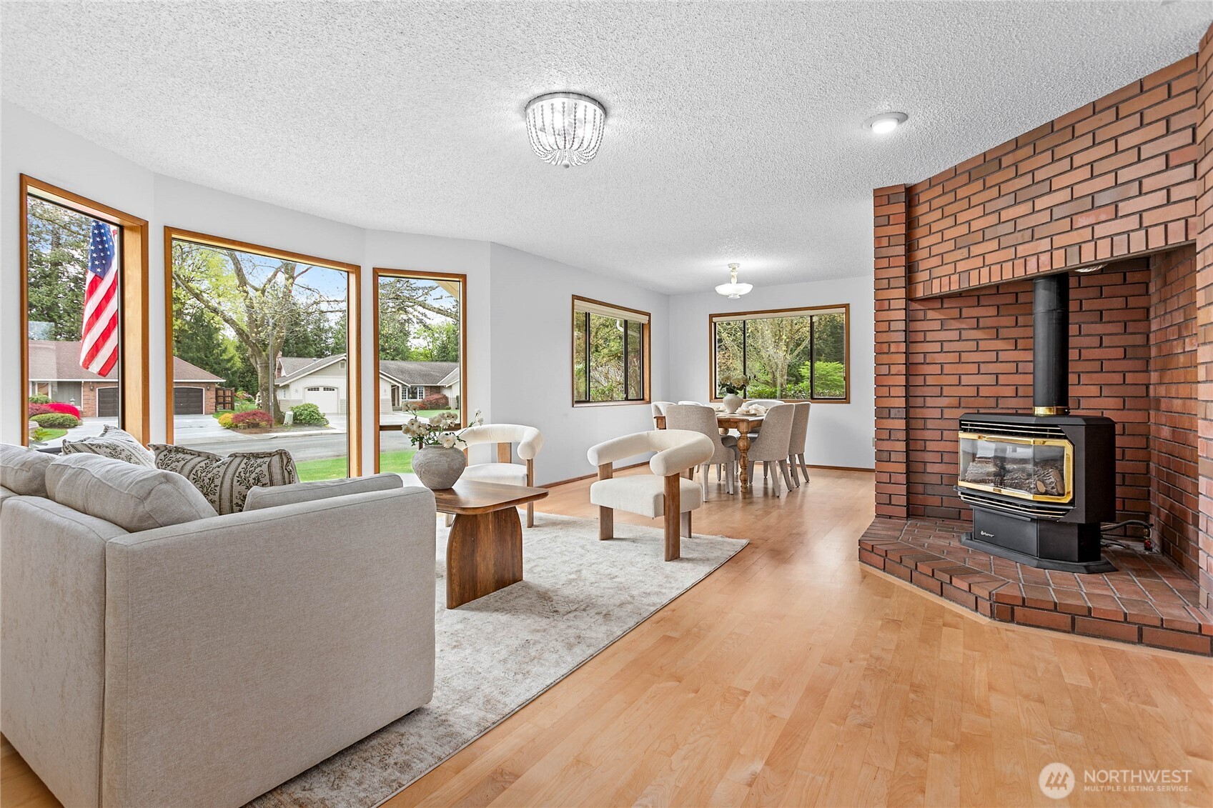 1704 Village Drive , Lynden, WA 98264