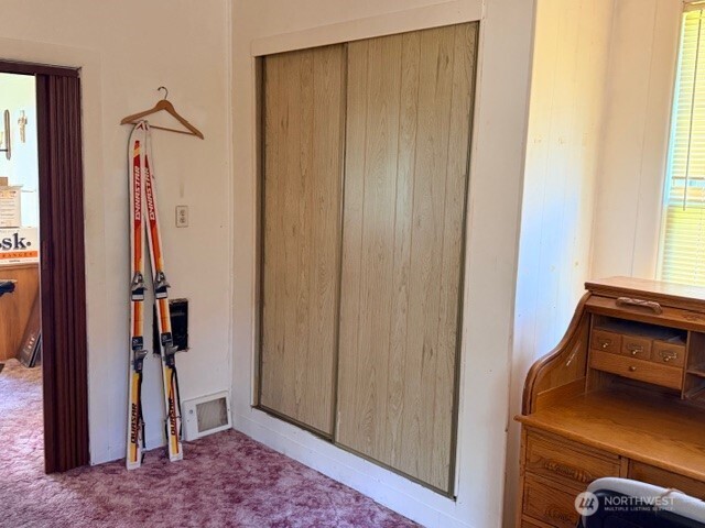 302 Monroe Street , Ryderwood, WA 98581-9731