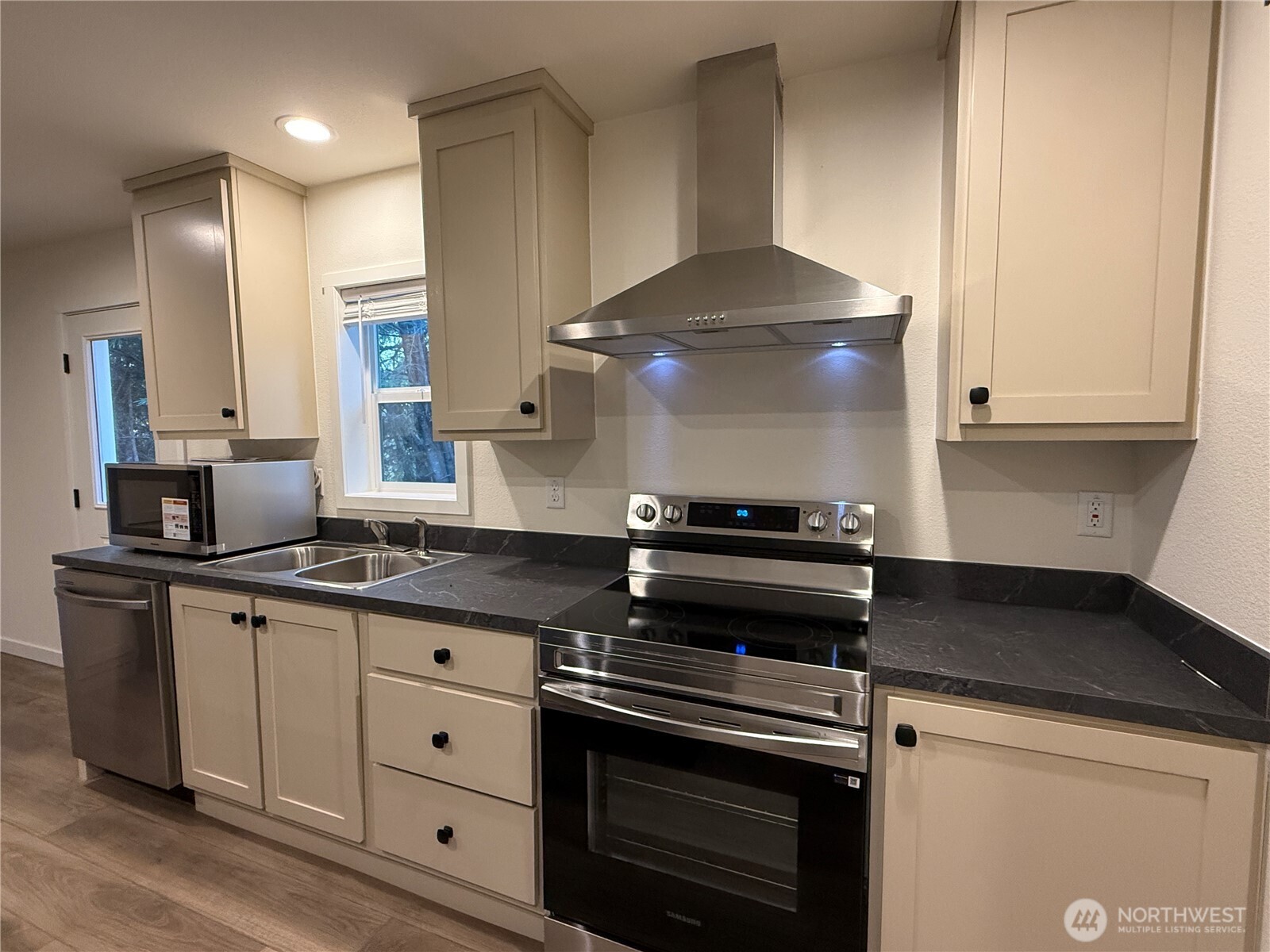 20403 Crane Place , Ocean Park, WA 98640
