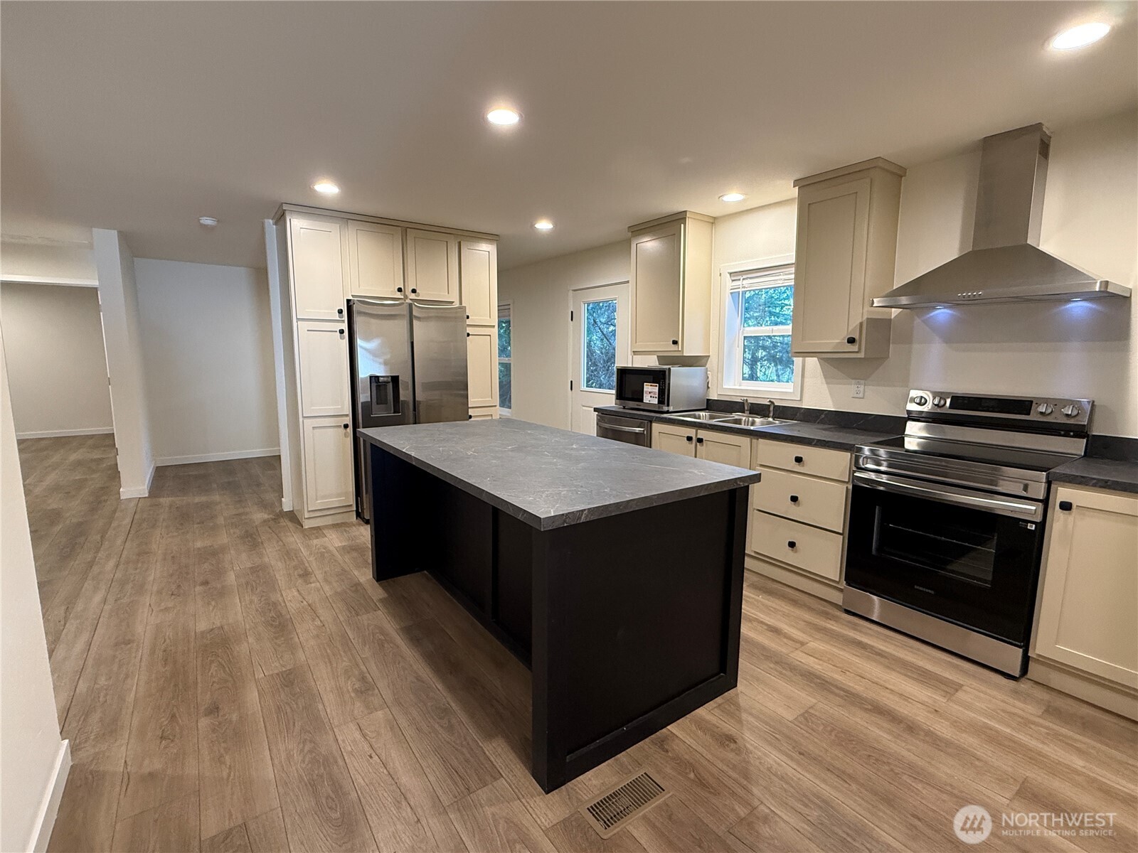 20403 Crane Place , Ocean Park, WA 98640