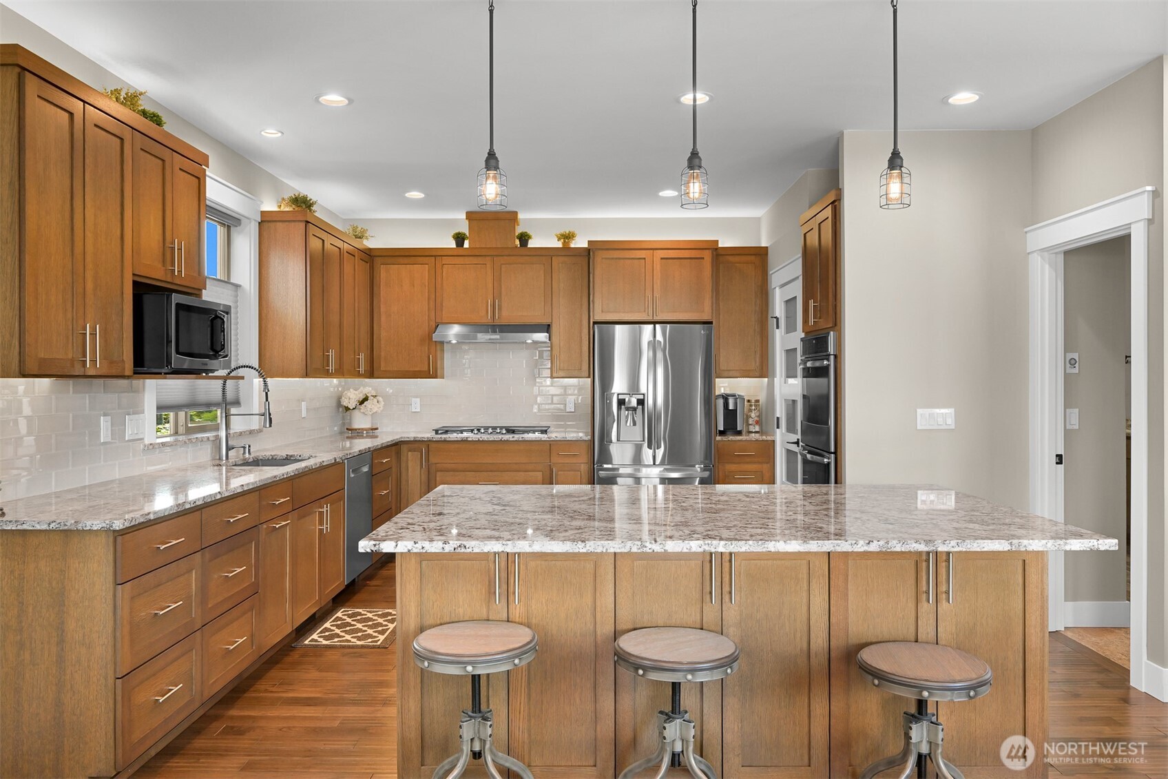 8248 Cowichan Road , Blaine, WA 98230