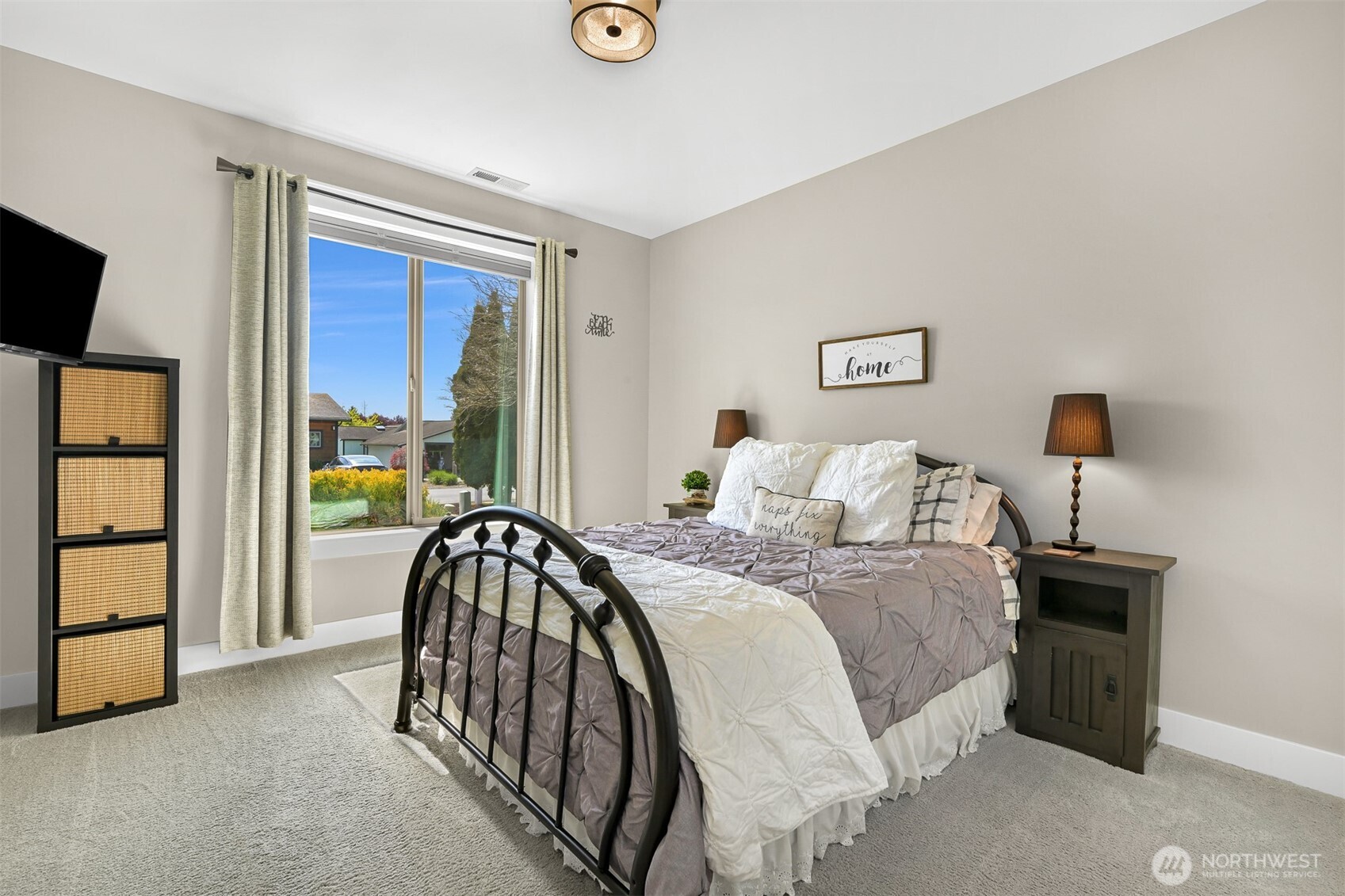 8248 Cowichan Road , Blaine, WA 98230