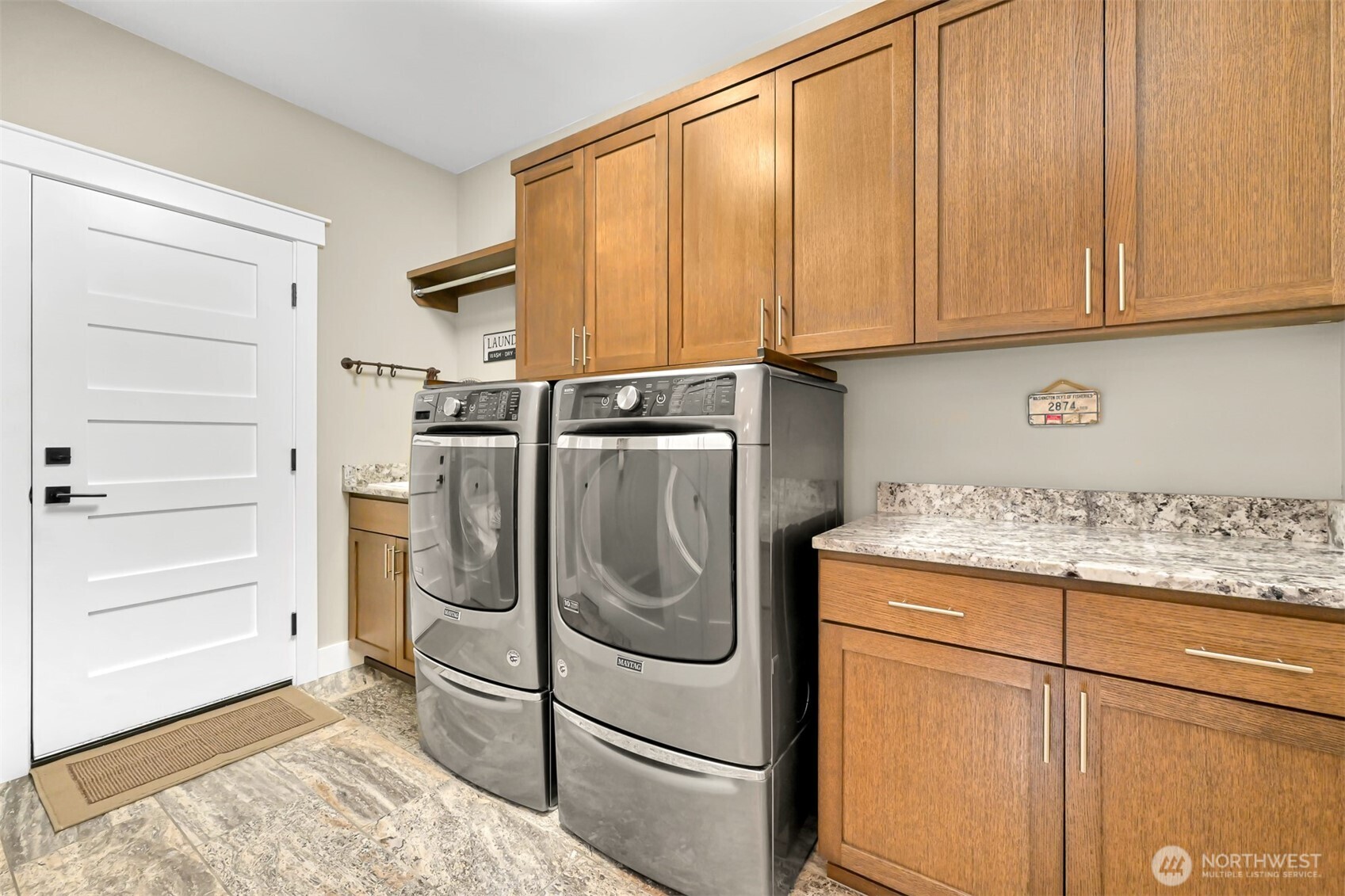 8248 Cowichan Road , Blaine, WA 98230
