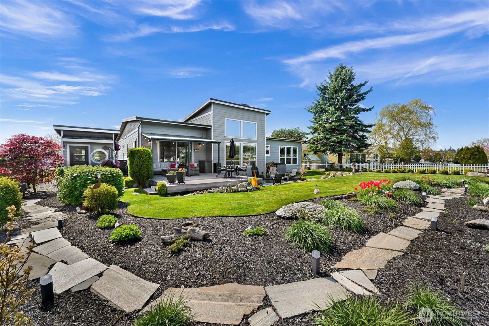 8248 Cowichan Road , Blaine, WA 98230