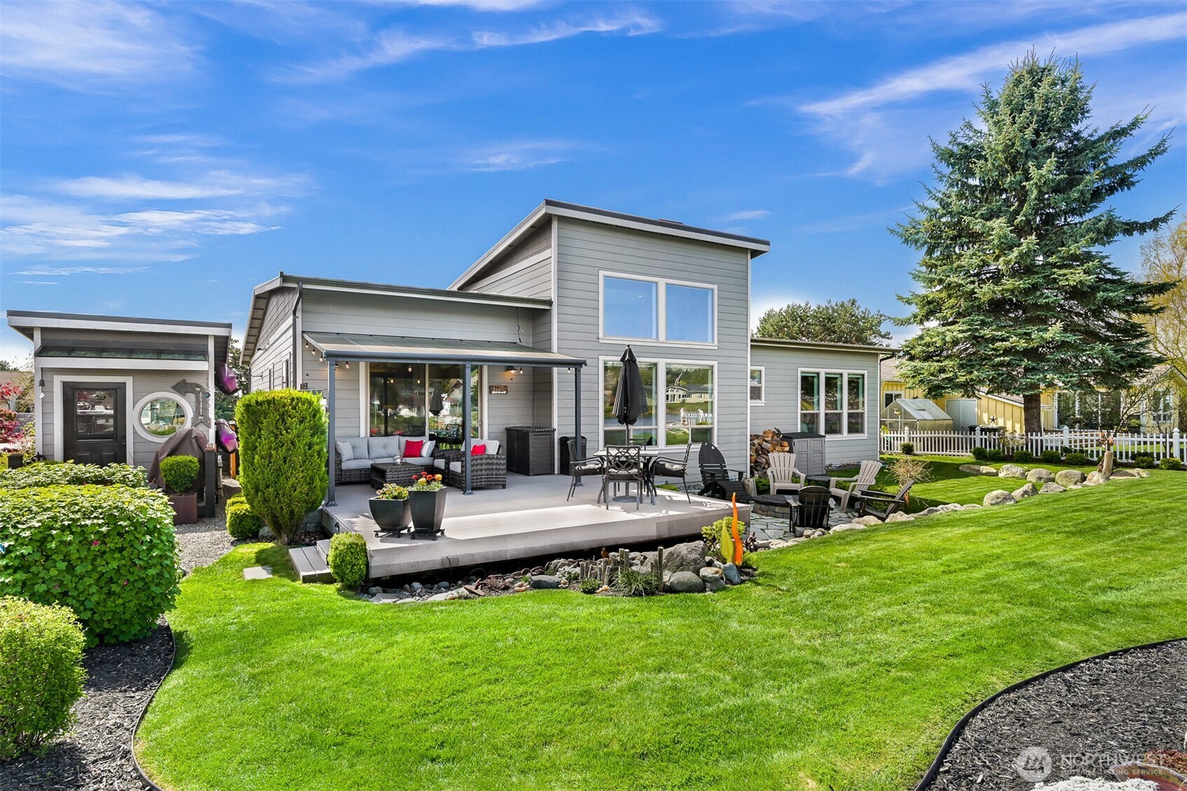 8248 Cowichan Road , Blaine, WA 98230