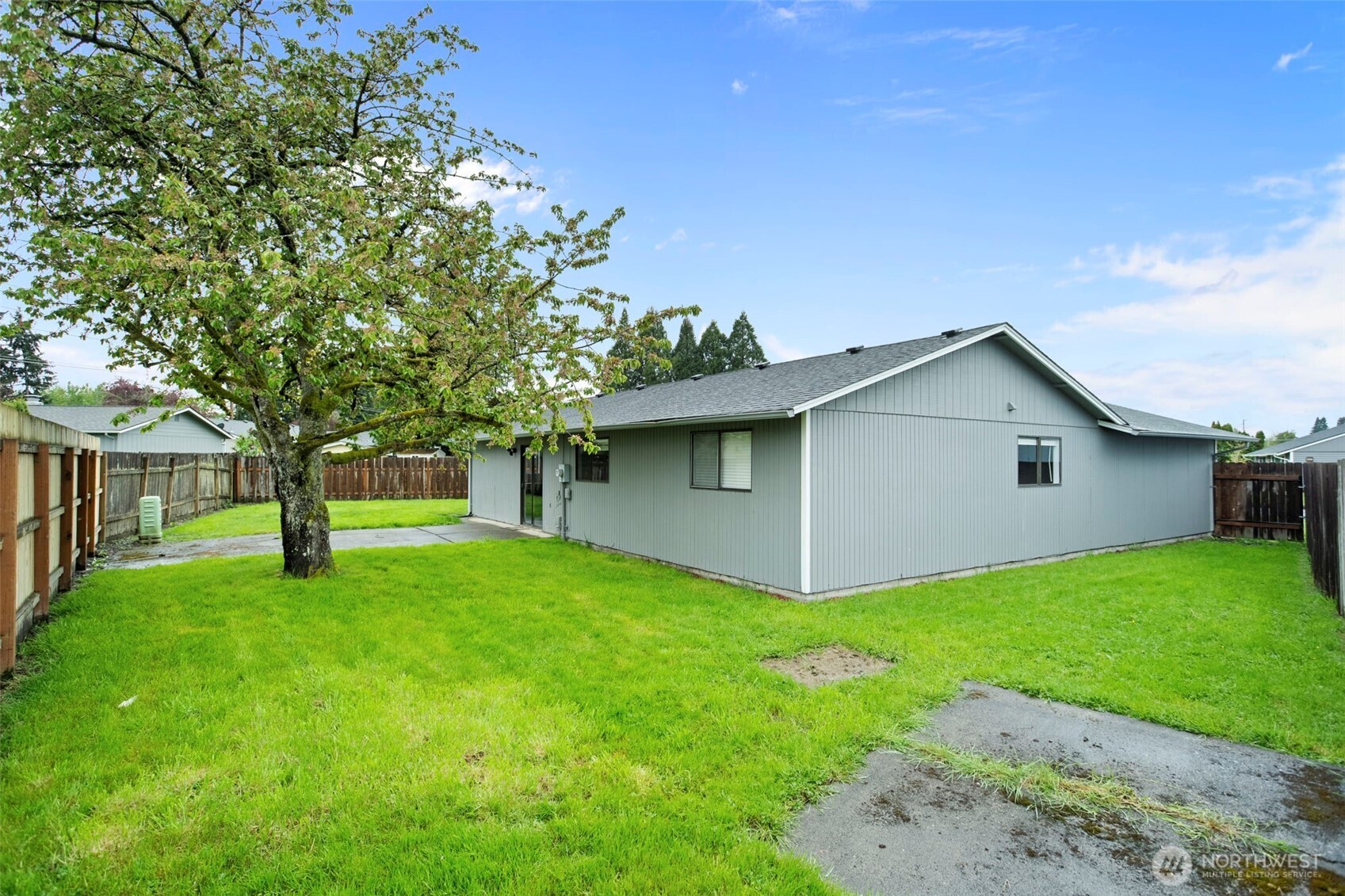 7 Olive Court , Longview, WA 98632